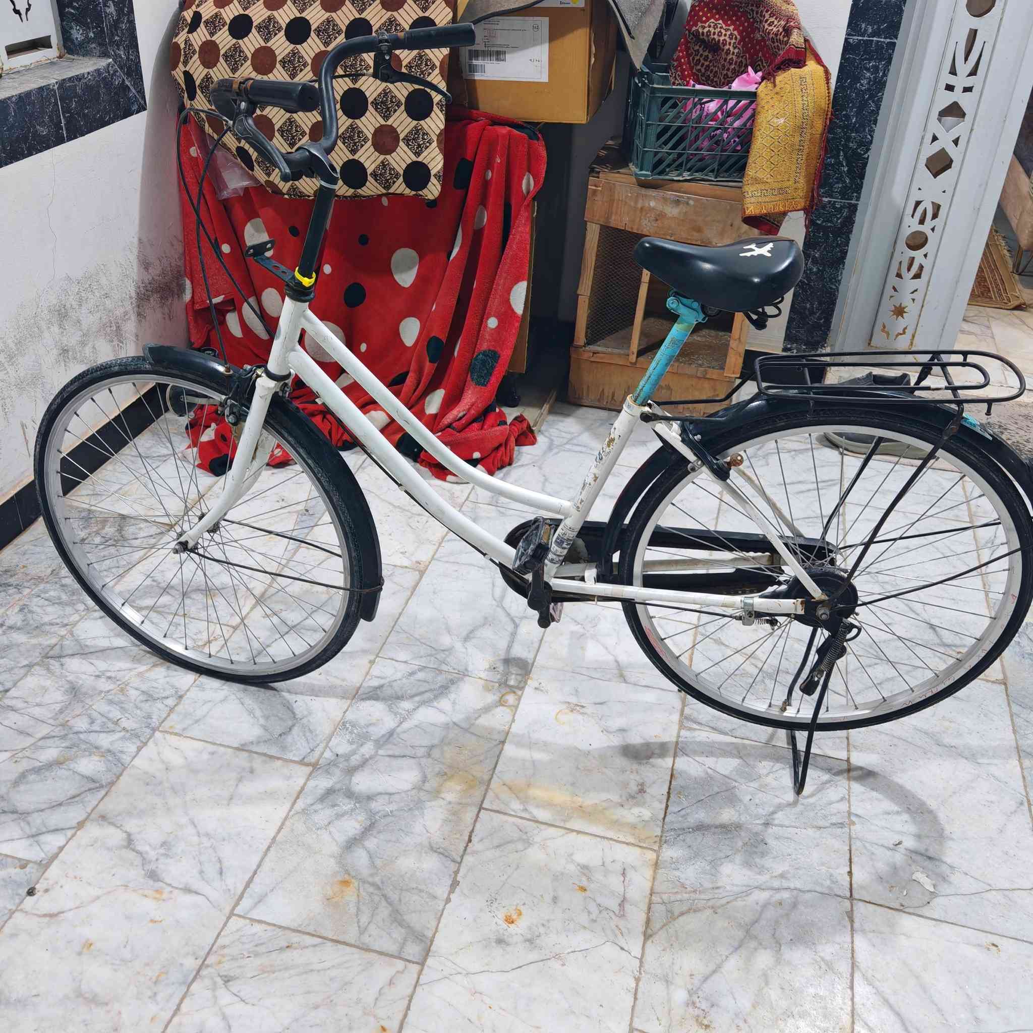 بايسكل بطه ٢٠٢٤ نضيف استخدام قليل
٨٠الف وبي مجال ***********
