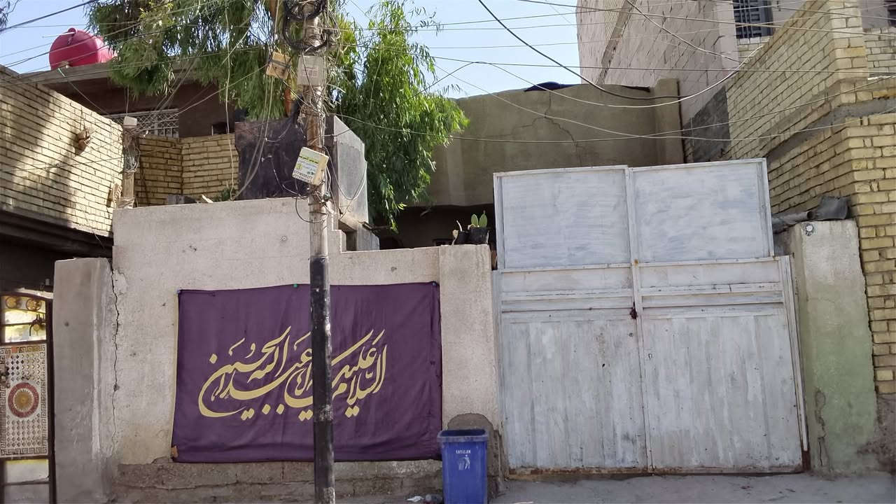 سلام عليكم بيت البيع مساحه150م يحتوي غرفتين
نوم وصاله ومطبخ واستقبال وكراج طابق واحد مكاني
بلديات قرب معجنات عسل سعر135رقم ***********
