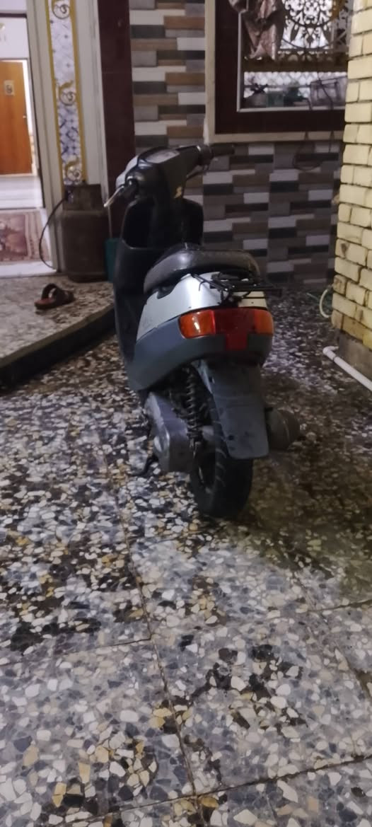 بتره خطين دراجه نضيفه وما مفتوحه شرط الفحص شلعه ومشي خير من الله مكينه ناعمه كهربائيات كلها شغاله سلف هندر لايت عالي ناصي بك لايت اشاير عداد بانزين قفل جنطه قفل سكان دبلات  كله شغال دراجه نضيفه ومال جناي السعر 325 مكاني ناصريه ‏‪***********‬‏
