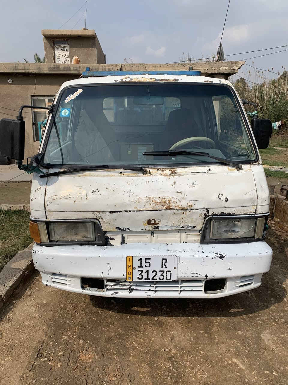 كيه حمل ٩٥ كير ومحرك خير من الله رقم شاصي مكفول رقم نكليزي سنويه ل ٣١ صدر تايرات جديد مابيه اي مشكله السعر ٤٥ وبيها مجال بعد 
التواصل ***********
