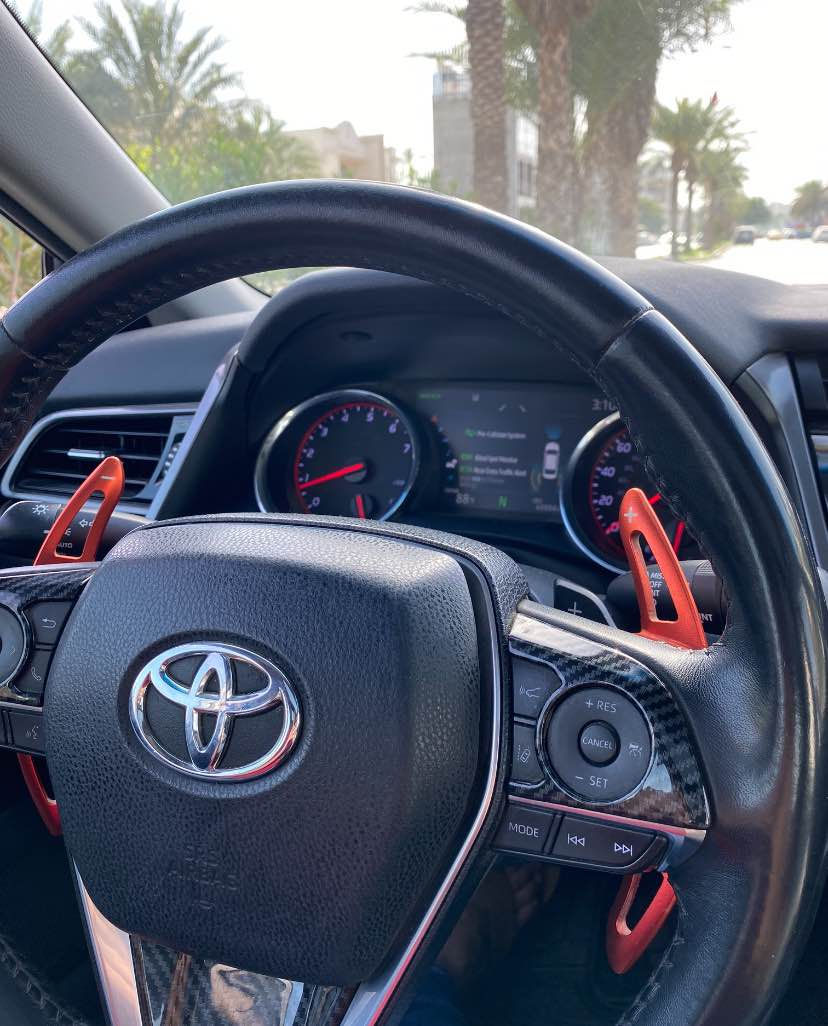 السلام عليكم للبيع تيوتا كامري موديل 2020 XSE فول مواصفات ١/١ اعلى فئة بالكامري  ( بانوراما - شاشة + كامرة - كشنات جلد + كهرباء + تدفئة بالكشنات - فول رادار امامي + خلفي + جانبي نقطة عمياء - اوتو هولد هاند بريك بصمة - بصمة تشغيل + ابواب - ويل كب حجم 20 - شحن ويار ليس - شفتات بالستيرن - تحمات ستيرن جهتين - محرك حجم 2.5 ) وباقي المواصفات المعروفة 

حادث السيارة من جوه اندر كرج بيها صبغ ٣ قطع هنا بالعراق والسونار منشور 

رقم بغداد ب اسمي ارقام جدد

السعر 155 ورقة 

للاتصال *********** بغداد, العراق
