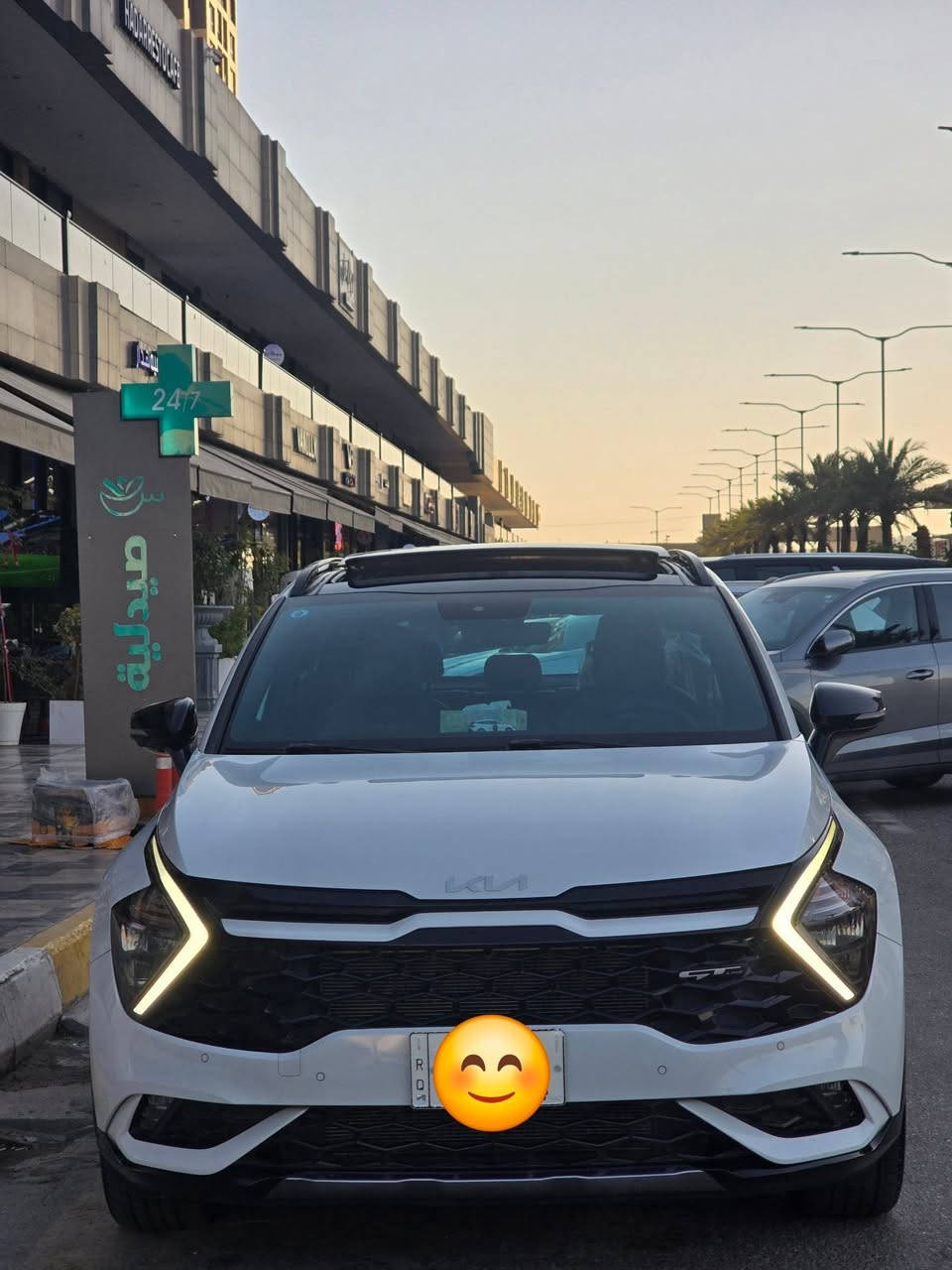 كيا سبورتج 2024 جي تي لاين - GTlin
جيتي لاين فول واحد 1/1 

 ضمان الشركه العامة الدولية 
     مواصفات ال جي تي معروفة 

مكفولة كفالة عامة 
السيارة على ايدي اخذتها زيرو بعدها ع وضع الشركة 
 السياره رقم بغداد بأسمـي تحويل ثاني يوم هزة ورقم وسنوية جديدة 
ماشية 55 الف شرط تراي زيرو السيارة محافظ عليها
السعر 234 وبيها مجال للطيبين 
مكاني مجمع النسيم حي الجهاد 
للإستفسار/ *********** متوفر واتساب
