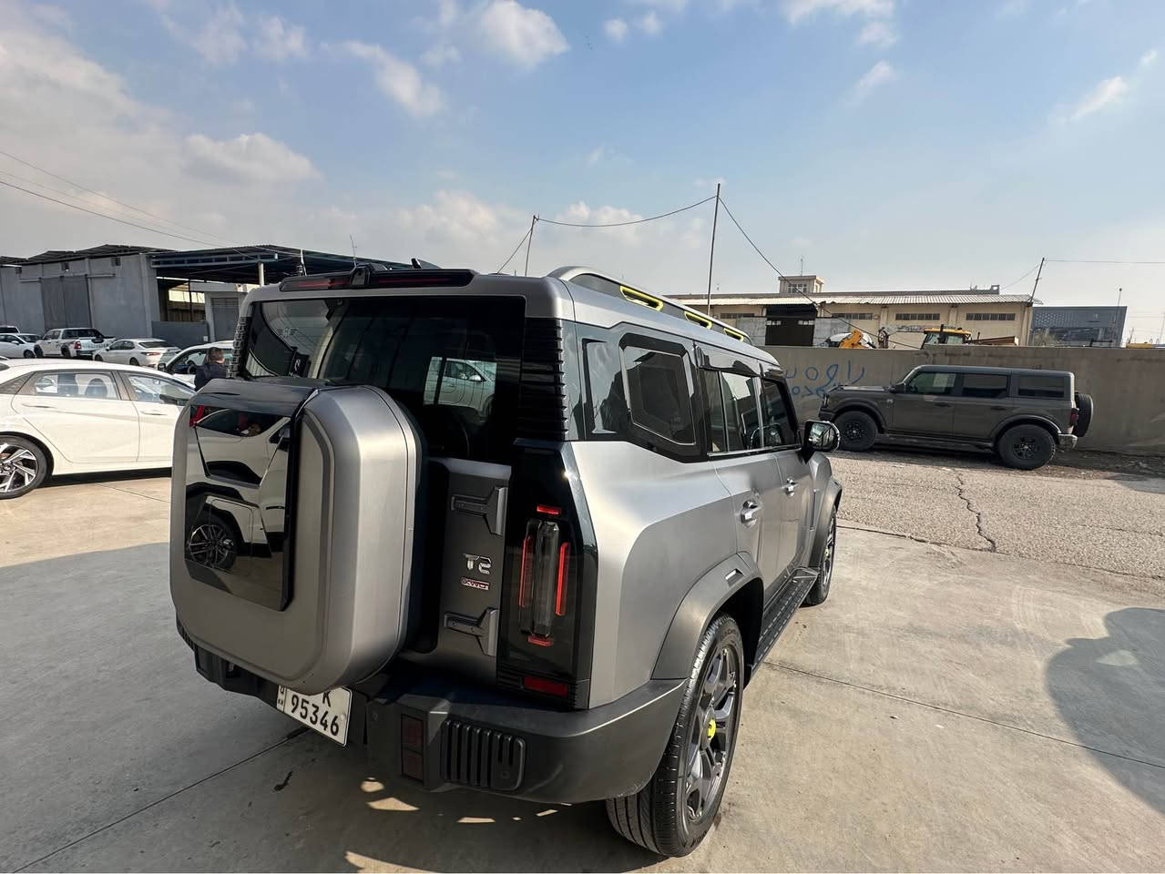 JETOUR-T2
مواصفات-فول
سلفر-مات
موديل-2025
ماشي-32000
0750 711 5442 
0772 152 5442 أربيل, العراق
