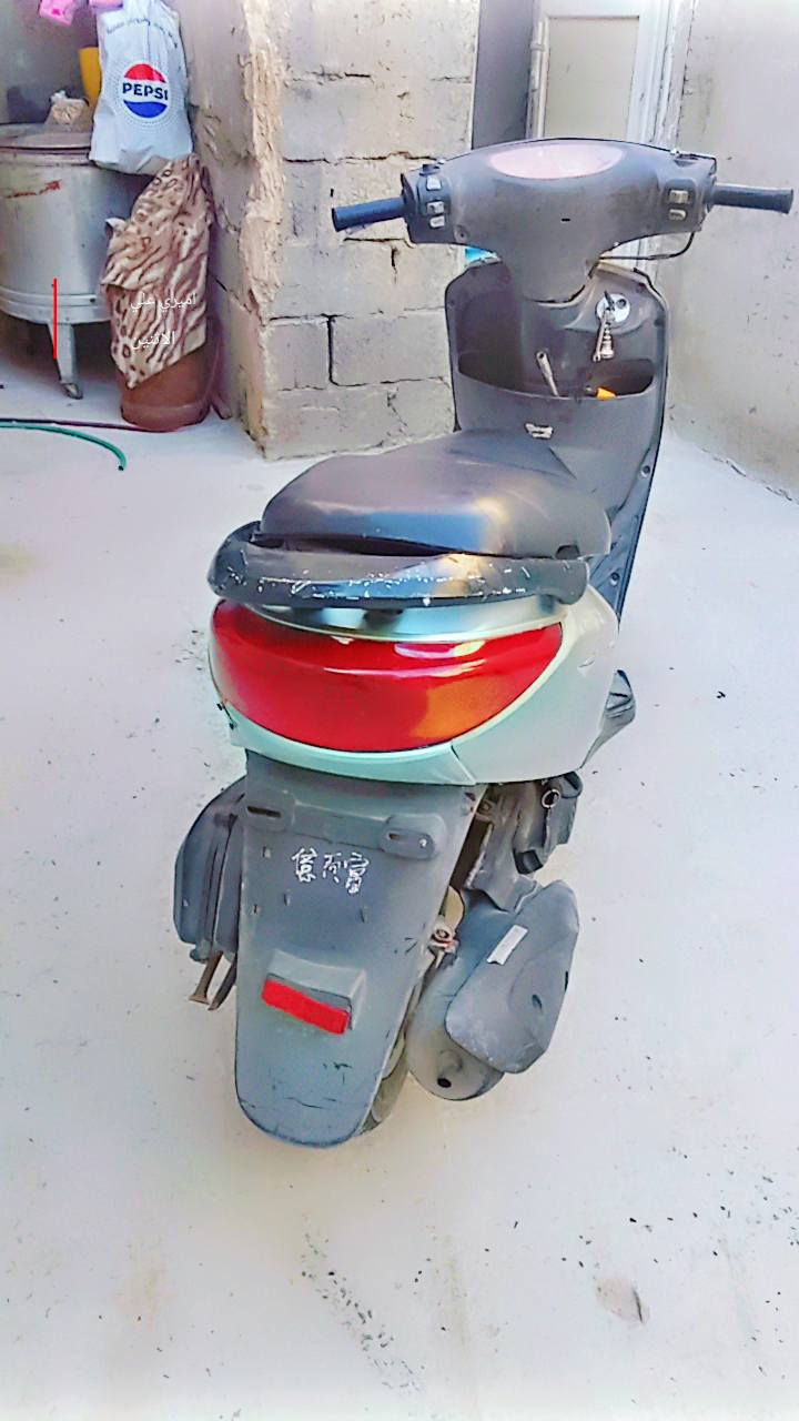 السلام عليكم دراجة ابريز كابريتر مامفتوحة كامله اي ناقص مابيها ***********
