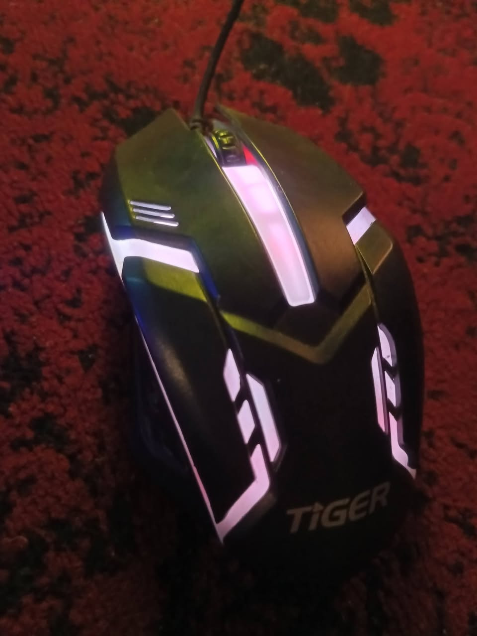 تجميعة للبيع
‏هدية وياها ماوس وكيبورد نقصطك بس شاشة وتشغل جميع الالعاب
‏السعر 325 قفل 
‏المواصفات:
‏معالج: i7 3770 مع مبرد
‏كرت شاشة : RX 580 8G VRAM
‏رام: DDR3 8G
‏بيه هاردين
‏الهارد الاول: 128GB SSD
‏الهارد الثاني: 500GB HDD
‏كيس:  اربع مرواح RGB متغير الوان ومرتب كلش
‏
‏موقع بغداد الدورة تجي تفحص
‏موجود خاص و واتساب ***********
