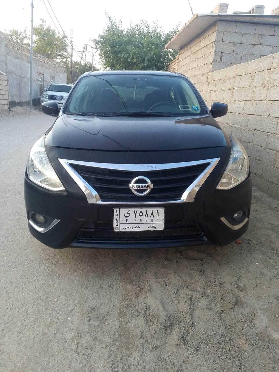 نيسان فيرسا وارد أمريكي  2019 بيها نص جاملغ وبنيد 
معوقين باقي سنه وصير حره 
السعر 75 
*********** النجف, العراق
