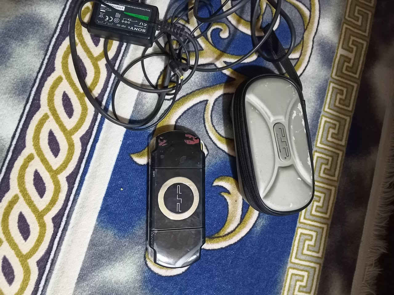 Psp sony model 2000 
مهكره جاهزه مع جنته و شاحن اصلي 95 الف مع توصيل قفل بدون معامله داخل عراق فقط و جهاز يجي مع ميمور 8 كيكا


**إذا كنت صاحب هذا الإعلان وتريد حذفه لأي سبب، رجاءا أرسل رسالة إلى الدعم الفني**