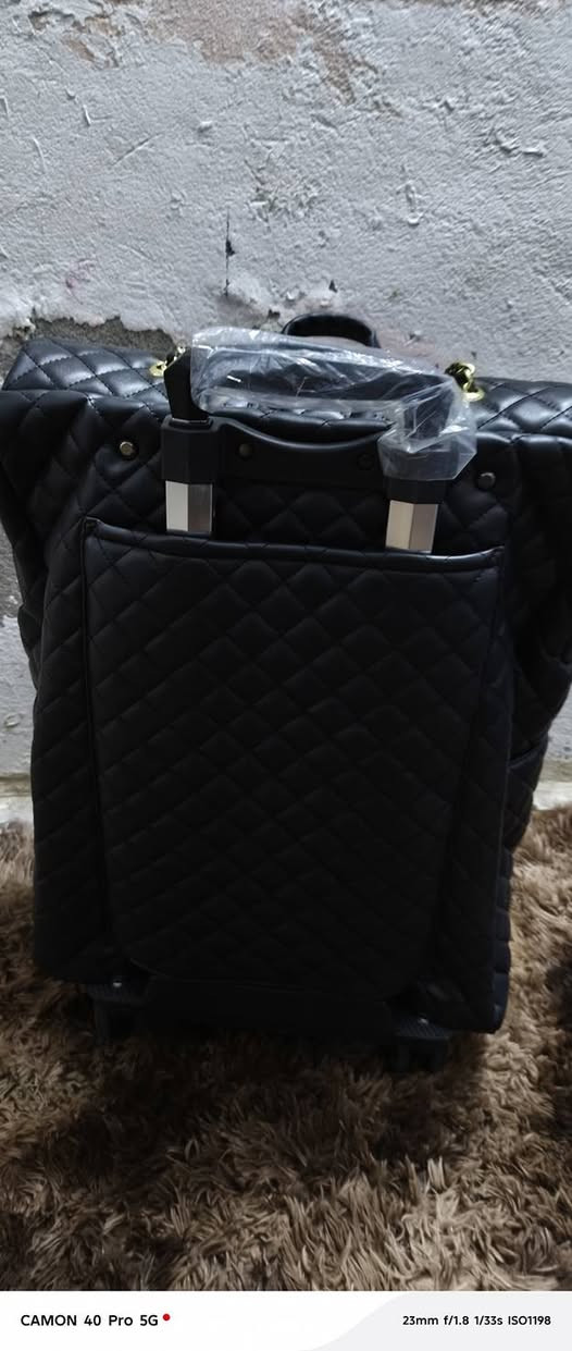 يا الله جنطه نسائي سفر اصلي
مزاد


**إذا كنت صاحب هذا الإعلان وتريد حذفه لأي سبب، رجاءا أرسل رسالة إلى الدعم الفني**