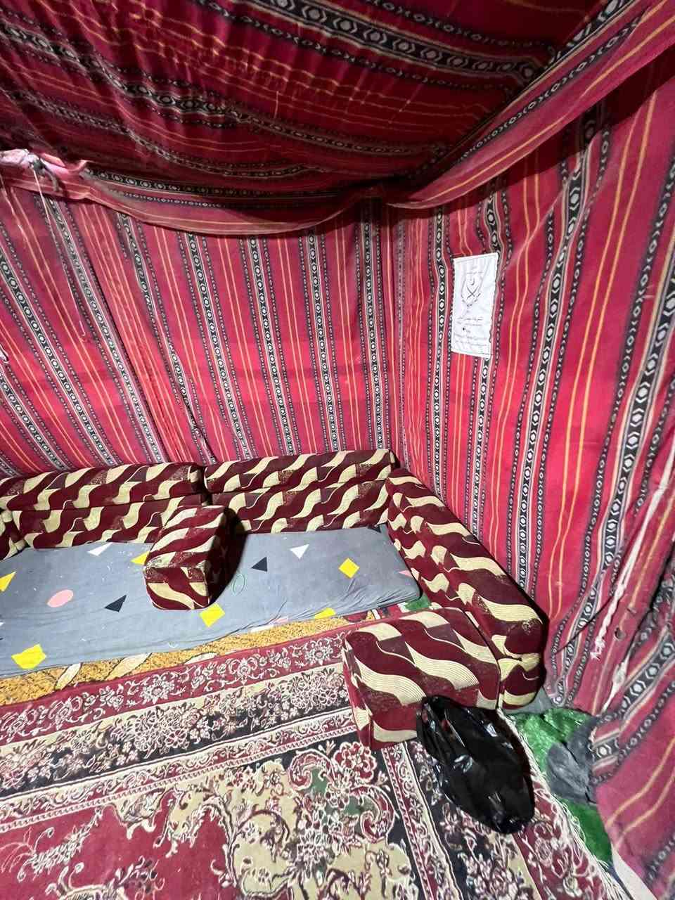 سلام عليكم خيمه طول بعرض 4*4 شركت مهدي الاسدي سعر 150 رقم الاستفسار ***********
