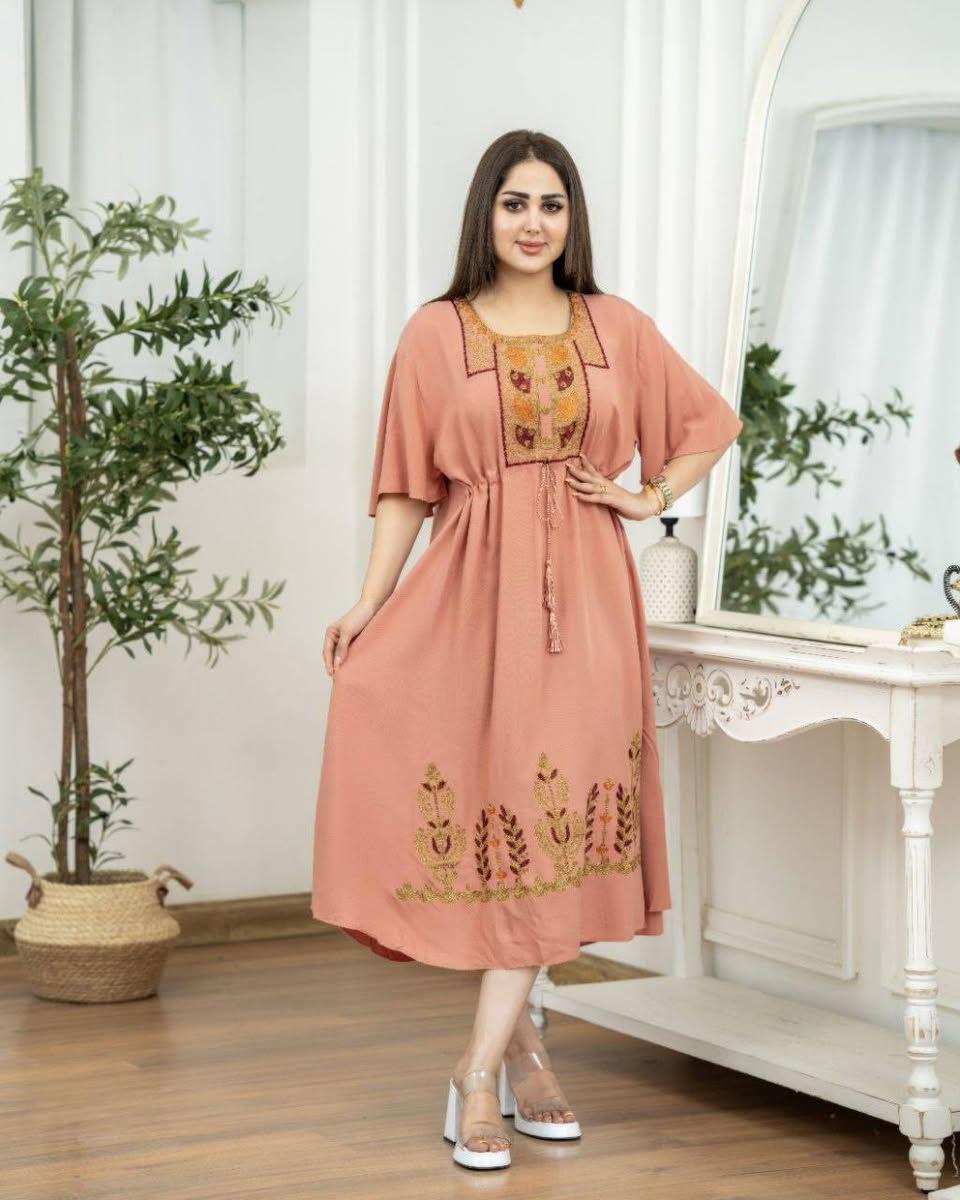 شلحة نسائية كشمير مطرز 
شرط الفحص مابتشيل بلغسل
القياسات 2xl. 3 xl. 4xl. 5xl
للطلب ع الخاص او واتس اب ***********
متوفر خدمة توصيل لكافة محافظات العراق 🚗 🚗
