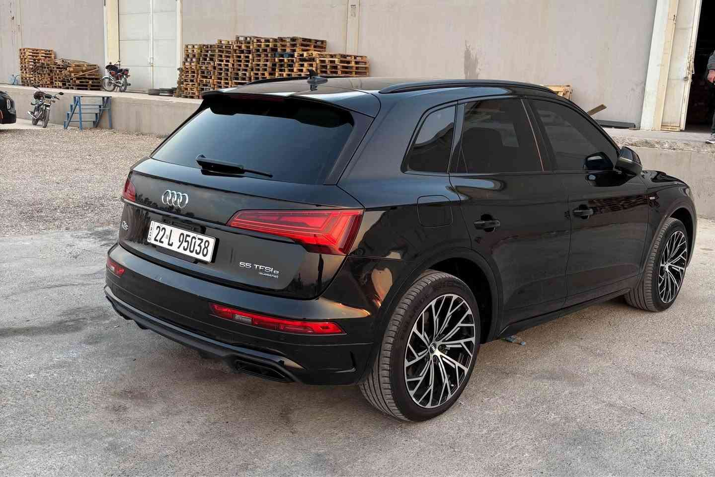 Audi 2023 Q5 Quatro 
Sayaraka 36.000 Km roushtya sayaraka 1 darkay pshtawa ba blade goraya baqe peshw pshte kaps sayaraka banzen hybrd kharabai esh dakat .

Sahre 360$ w majalak kam tedaya 

La bo maulwmate zytr nama bnern أربيل, العراق


**إذا كنت صاحب هذا الإعلان وتريد حذفه لأي سبب، رجاءا أرسل رسالة إلى الدعم الفني**