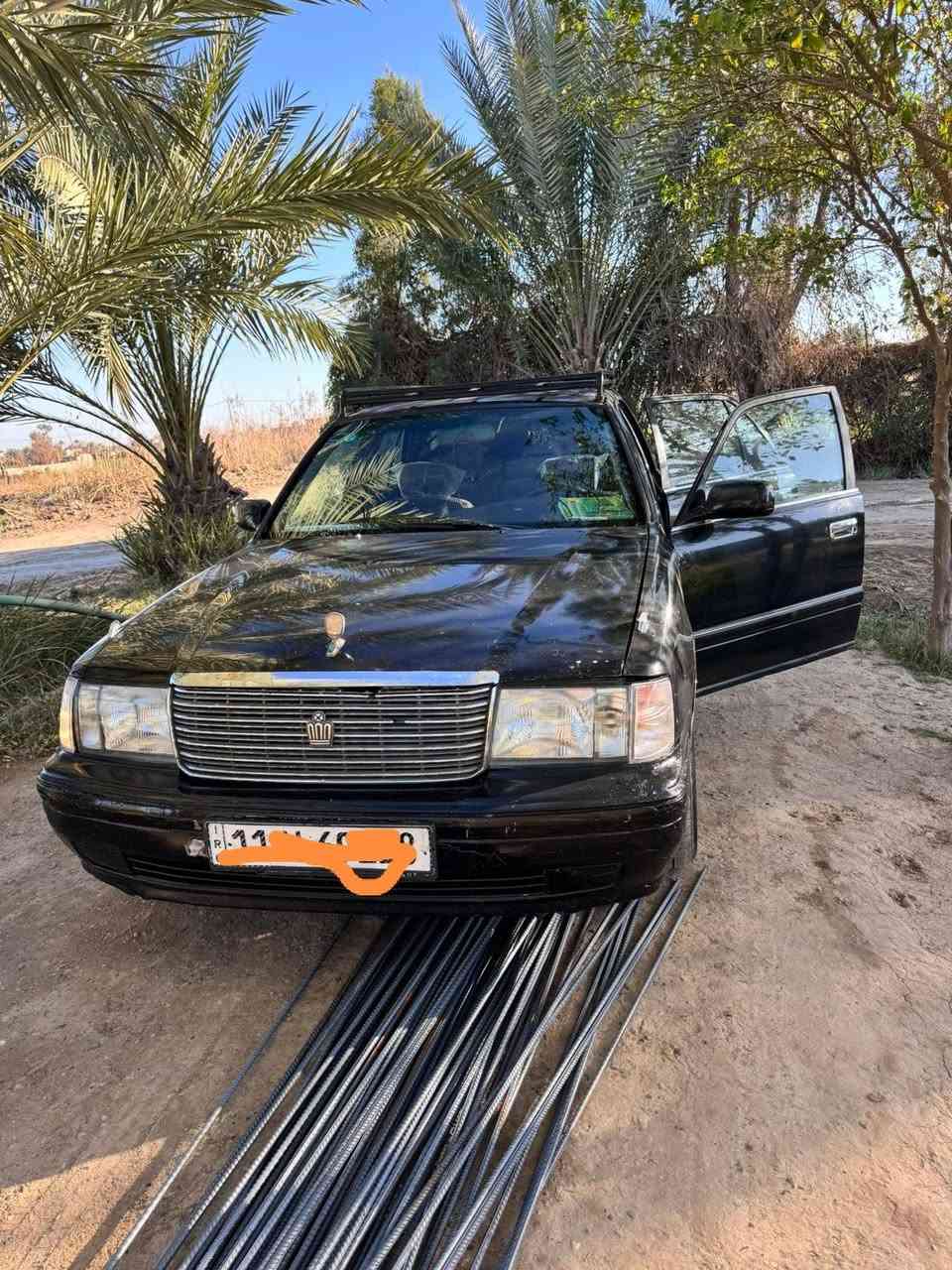 سلام عليكم سوبر كراون 97بغداد بسمي
تخم تاير مع صدر جديد تبرد شغال  سعر 48 بيها مجال قليل 
للاستفسار 
***********
