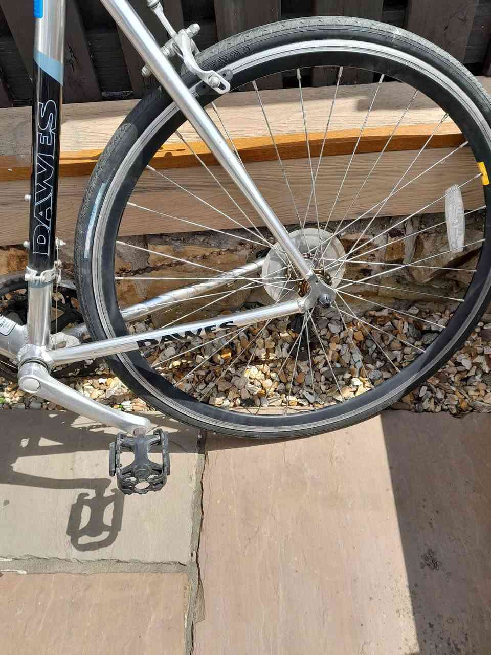 Dawes giro 200 bike
6061 aluminium tubing
Suitable up to 6"4
£80 ono Rotherham, South Yorkshire


**إذا كنت صاحب هذا الإعلان وتريد حذفه لأي سبب، رجاءا أرسل رسالة إلى الدعم الفني**