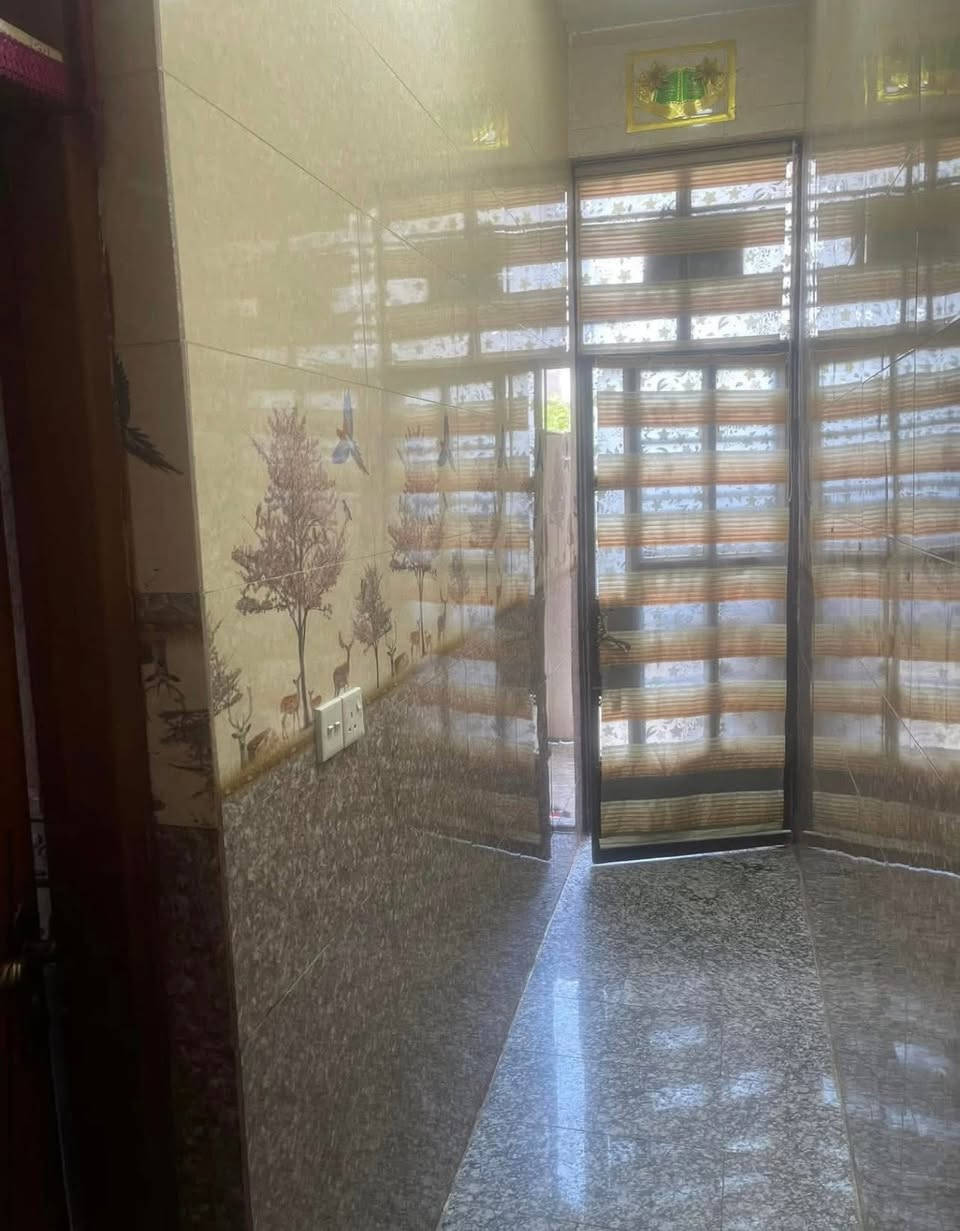 السلام عليكم دار للبيع مساحة74 الواجهه5 ونزال14 بناء حديث 2018 بجميلة الثانية البيت مقابل حديقة شراي اتصل وتدلل***********
