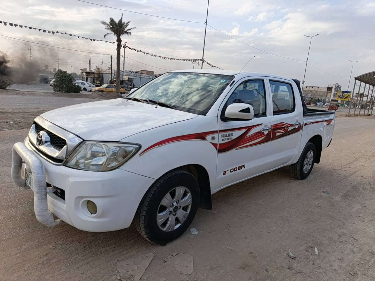 سلام وعليكم بيكم 2010 أوتوماتيك رقم واسط بسمي شخصيآ سنويه لل31 سيارة مكفولة كفالة تبريد ❄ثلج تخم تايرات حداديه العنوان الحله *********** الموشراي لا يتصل
