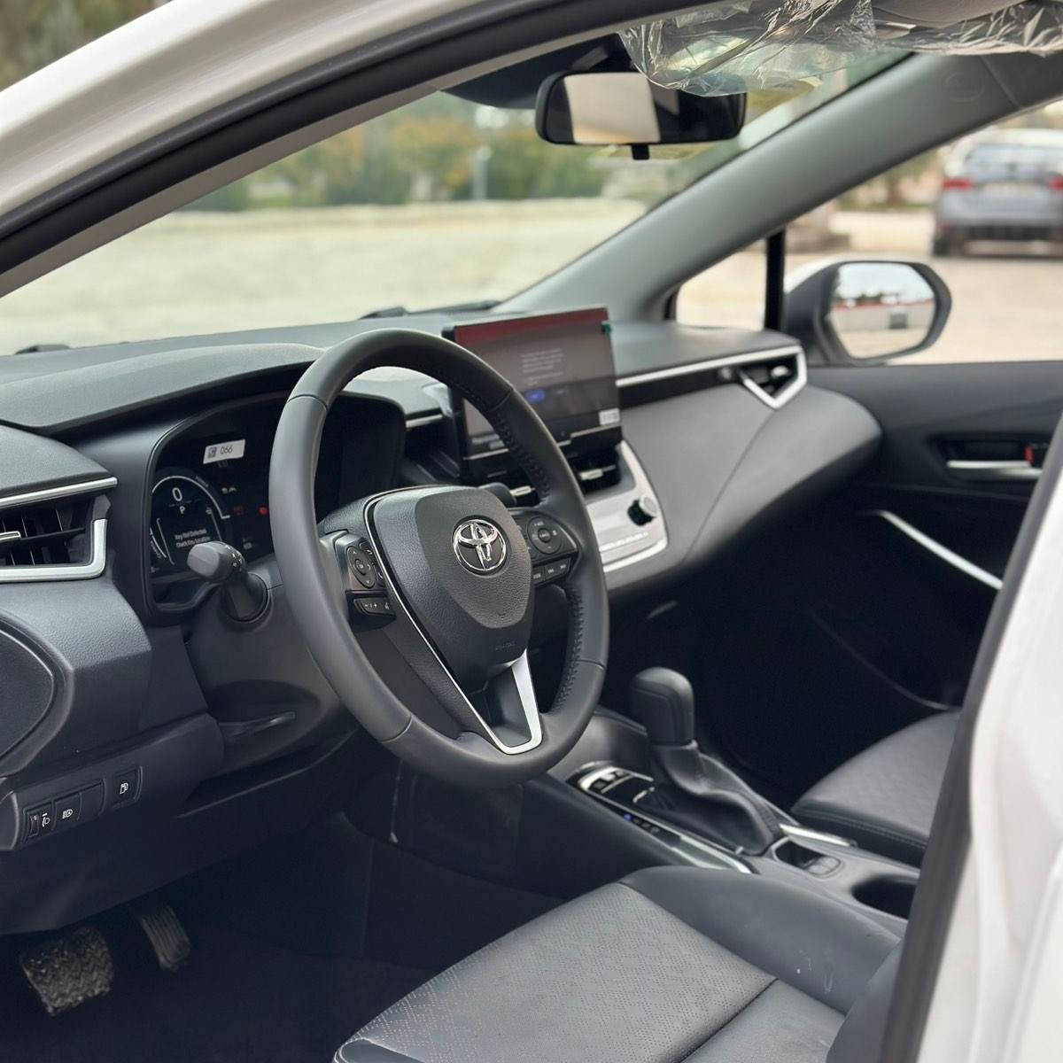 توێتا کرۆلا 2025 مواسەفات HEV هایبرێد  
فوول مواسەفات 
تەنها ٢٠٠٠ ڕۆشتوە 
دەعامی بۆ دەعامی بە شەرت 
چاڵ و شوخت و سارد .
کوشن جلد.ڕادار . 
خەتی جادە ئۆتۆ هۆڵد برێک بەسمە .
سڵاید بەناوی خۆمە وەکالەش دەکەم. 

سـعـر : لە کۆمێنت داوابکە ڕاستەوخۆ بۆت دێت 📥 

گێر و مەکیەنەی بەشەرت 
هیچ کێشەیەکی تێدا نییە 

ژمارەی خاوەنەکەی 
 ***********...
***********
