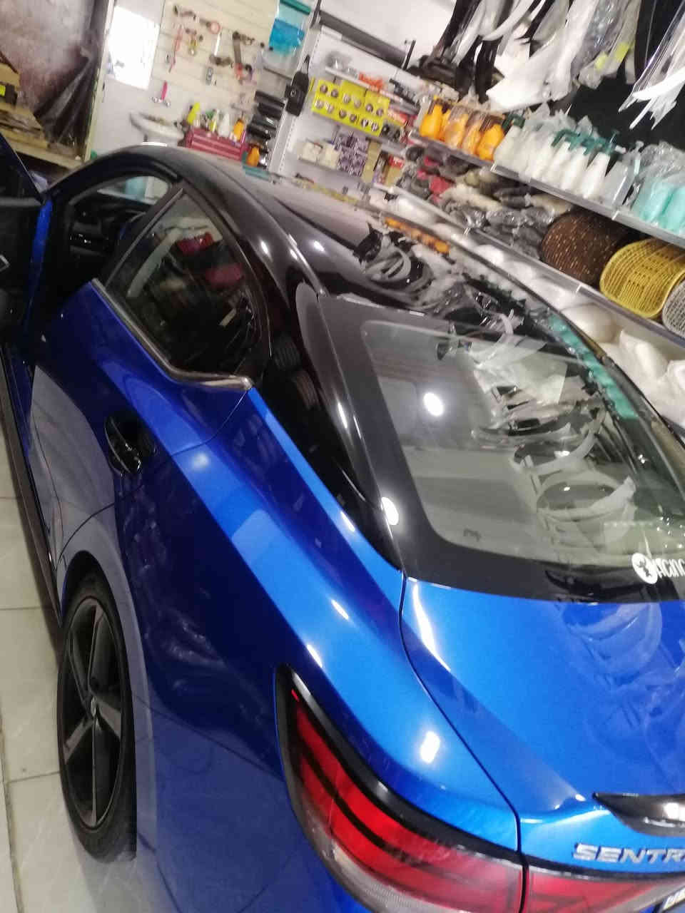 السلام عليكم
سنترا 2022 SR بلاص فول مواصفات1/1
 اعله فئه تو كلر 
رقم بغداد حره بسمي
زنون بلاديLed
كشنات جلد تدفئه
رادار امامي وخلفي
 5 كامرات اماميه وجانبيه
ويل كب رياضي حجم 18
وبعد بيه هوايه مواصفات
للبيع او مراوس
للاستفسار الاتصال على الرقم ***********
