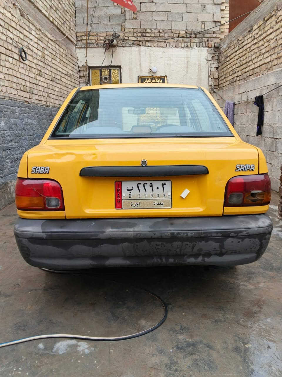 السلام عليكم سايبة مديل 2011 مكينة وكير نظاف هيئة مصفرة غرامة مصفرة شواصي كفالة تخم  تاير جديد صدر امامي خلفي جديد سنوية لغاية 28 السيارة لاضربة ولااخياس العنوان بغداد الأمين الثانية رقمي واتساب ***********
