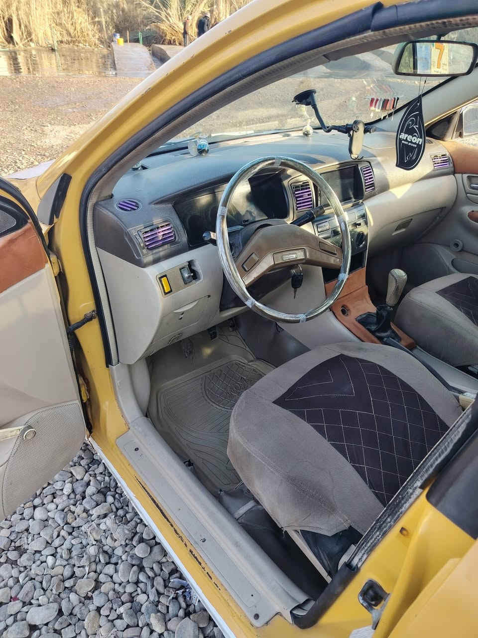 السلام عليكم بيوايدي مديل٢٠١٠ رقم نجف تحويل مباشر سنويه نهايه ال ٢٦ محرك حاويه صار اسبوع من شديته تخم تاير كهربائيات شغال سياره جاهزه للعمل مابيهه نقص مصفره بيع فقط بدون مراوس مكان السياره ديوانيه الحمزه الشرقي السعر ٢٨ للتواصل ***********
