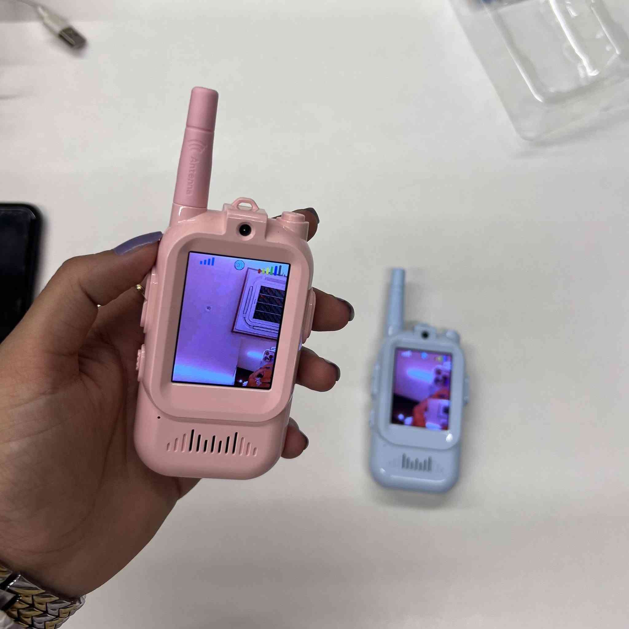 جهاز Walkie Talkie بشاشة ملونة وكاميرا مدمجة 📸
🎙️ اتصال صوتي واضح
😆 تغيير الأصوات للمتعة
🖥️ شاشة IPS ملونة 2.0 إنچ
🔋 شحن Type-C

لعب وتواصل بمتعة أكبر كل يوم! 

السعر 25الف


**إذا كنت صاحب هذا الإعلان وتريد حذفه لأي سبب، رجاءا أرسل رسالة إلى الدعم الفني**