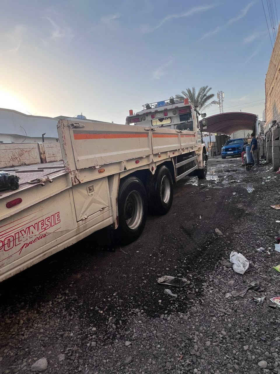 سلام عليكم سكانية صطحيه لبيع 113مديل (91) مكينه13 /26/لا صرف ولا بخار كير 5/5مجموعه مان نص جيف رقم بصره الماني تحويل تخم تاير 22 مكان بغداد سياره مسجله بل سنويه قلاب رقم ***********
