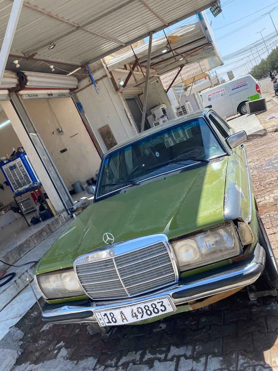 السلام عليكم لطيبين مارسدس ابو جحيل مديل 83محوره مكينه وكير ونجي 6سلندر حداديه تخبل كهرباءات عوزها فقط صبغ شغاله رقم انكليزي سنويه جديده تحويل مباشر تخم تاير نضيف دواخله شوفت العين السعر 40وبيه مجال لشراي مكاني كوت اتصل وبلخدمه ***********
