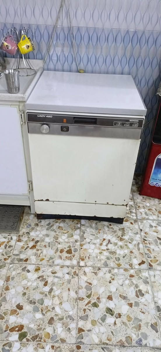 بيع مستعجل ميز مع بلازمه 100سنك مرمر 120غسالة صحون 200عنوان  بغداد الجديدة النعيرية شارع المسبح


**إذا كنت صاحب هذا الإعلان وتريد حذفه لأي سبب، رجاءا أرسل رسالة إلى الدعم الفني**