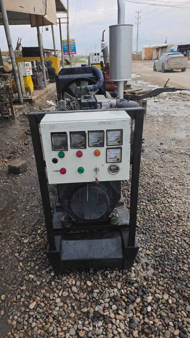 سلام عليكم ورحمة الله وبركاته للبيع محرك بيركنز انكليزي ورأس توليد ٥٠كيفي سعر الاتصال على الرقم ***********
