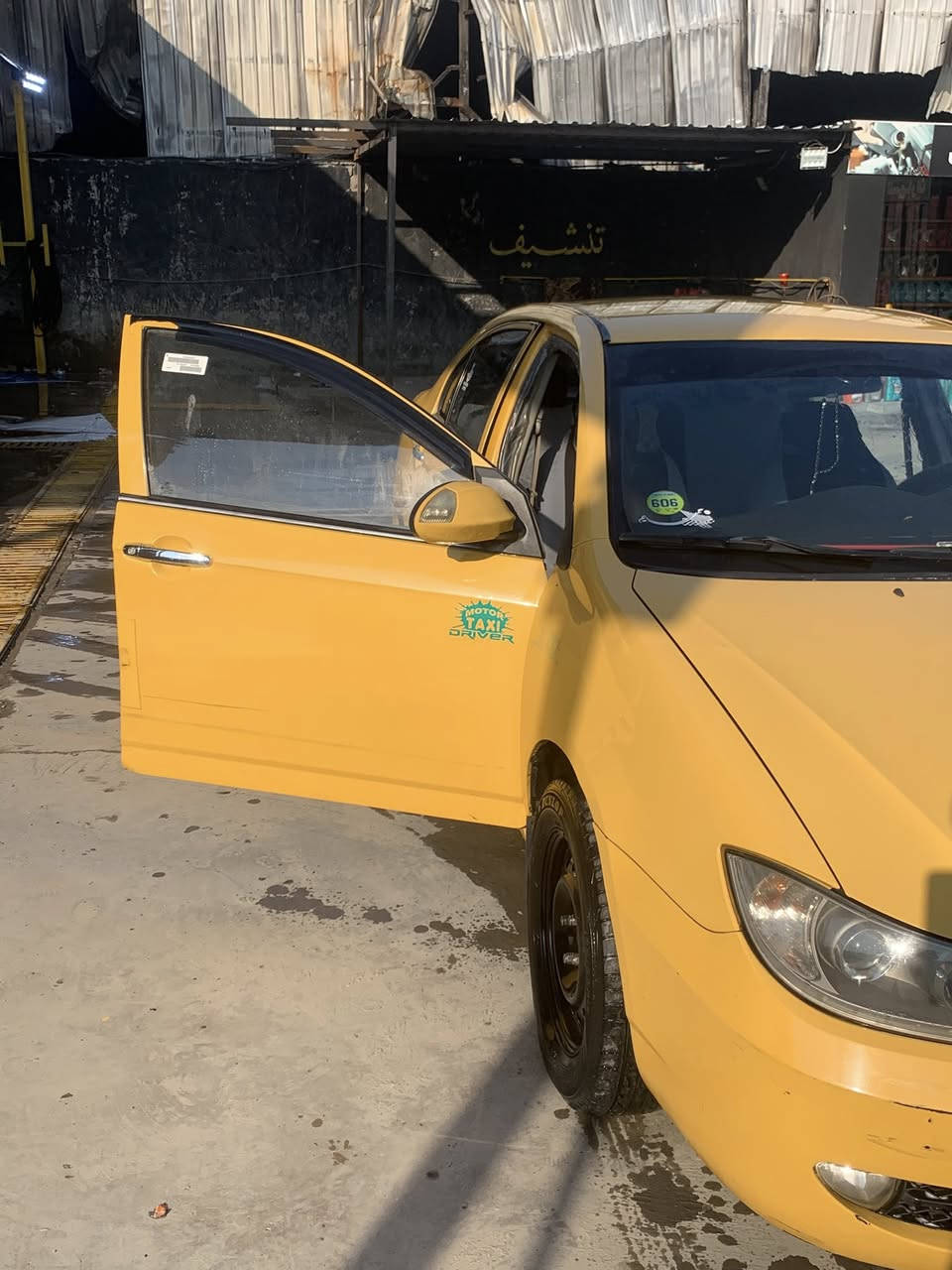 السلام عليكم سياره ليفان للبيع شرط محرك و كير مكاني موصل هي او غرام ينزل من حساب السياره 
التواصل ***********
