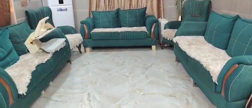 السلام عليكم
متاح غراض بيت نضيفه جدا جدا

تخم لون مميز ينفتح سرير

براد ماء(حار&بارد) +ثلاجه اسفل


**إذا كنت صاحب هذا الإعلان وتريد حذفه لأي سبب، رجاءا أرسل رسالة إلى الدعم الفني**