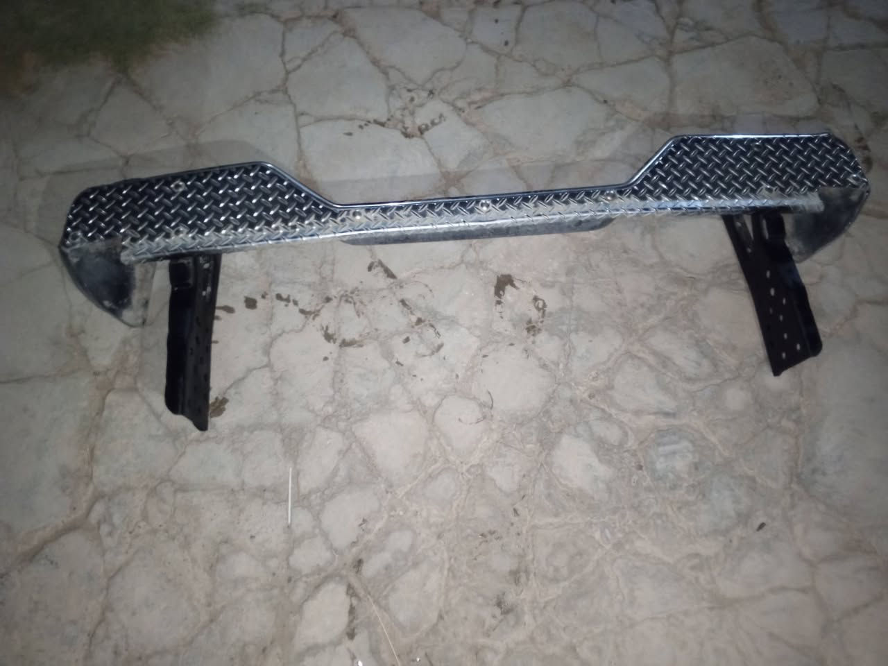 دعاميه نيسان للبيع نظيف جديد اذا تريد خابرني على هذا الرقم/***********
