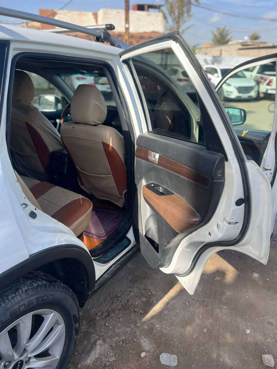 كيا سورنتو2012
رقم بغداد دولي بأسمي هزه جديده سنويه مجدده
فول مواصفات كويتي
بصمه
بنراما
داخل جلد قرميدي
كشن كهربائي
تحكم ستيرن
شاشه تاب اصليه +كامره خلفيه
حساس خلفي 
اشاير بالمري
زراك لايت
تبريد لمس
7راكب +3قطع تبريد
دفع رباعي
كروس سرعه
منضومة زنون اصليه
السياره جاهزه عل آخر حبايه حداديه تخم تاير باتري جديد
كير مكينه جاهزات  السياره مال جناي وجاهزه (ضررالسياره صبغ حزام ) لامتجايه ولامكلوبه بيها ضربه جانبيه جهة الصدر ونصبغت حزام عل اثره -العنوان بابل الكفل السعر127🔴 وبيها مجال
‏‪***********‬‏ للأتصال
