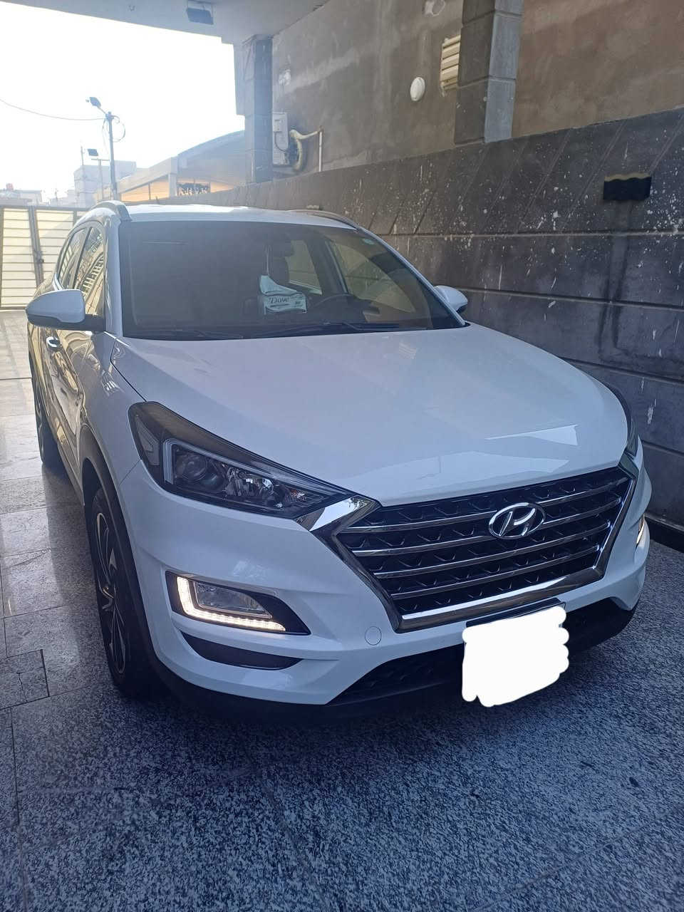 توسان للبيع موديل 2020 عداد المسافه 64 الف كفاله عامه رقم اربيل سنويه منتهيه سعر ٢١٠ دفترين وعشره 
***********
