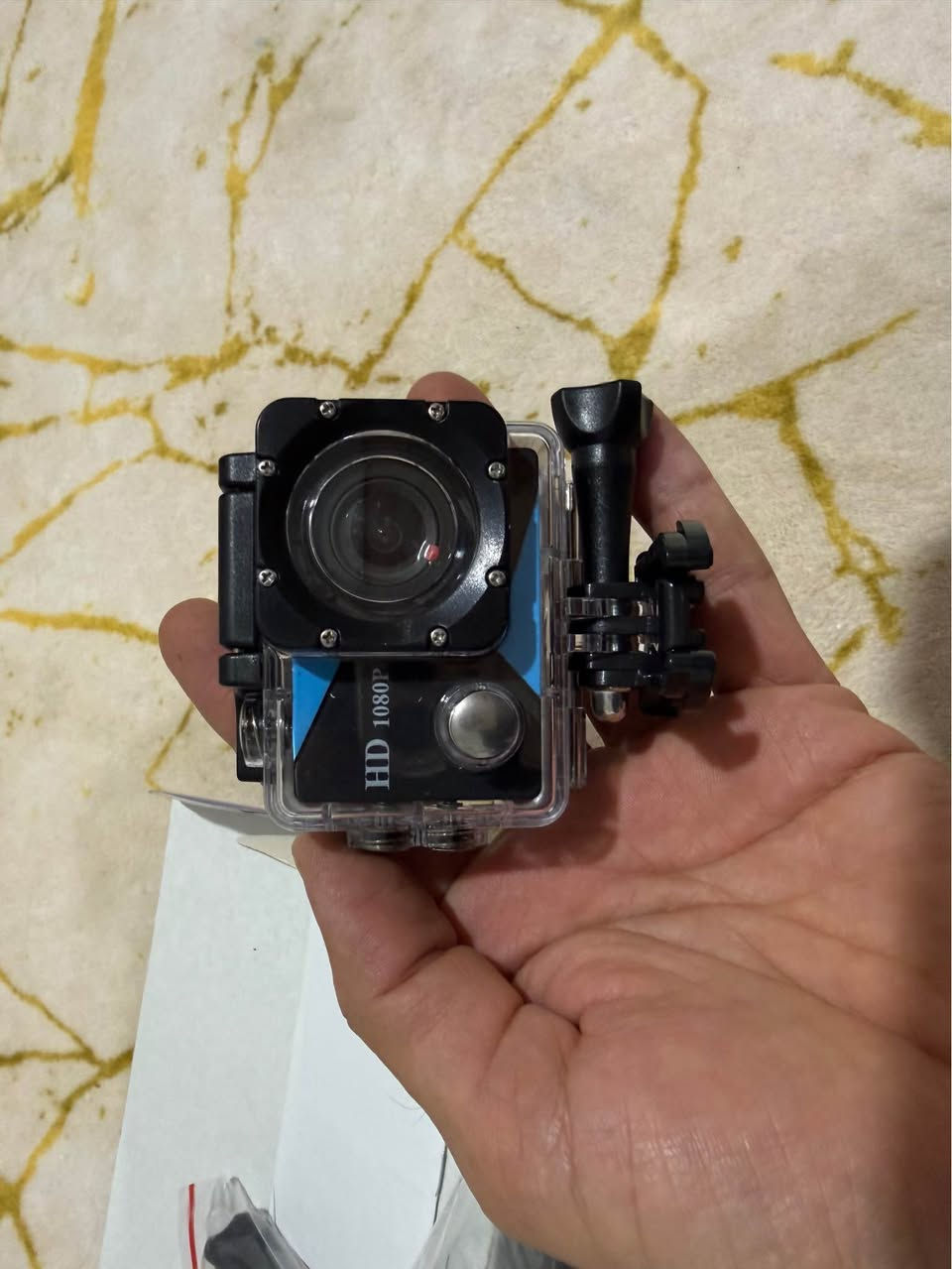 كاميرة تصوير 1080p/hd جديدة و مامستعمل ،
55$
0750-332-2201 أربيل, العراق


**إذا كنت صاحب هذا الإعلان وتريد حذفه لأي سبب، رجاءا أرسل رسالة إلى الدعم الفني**