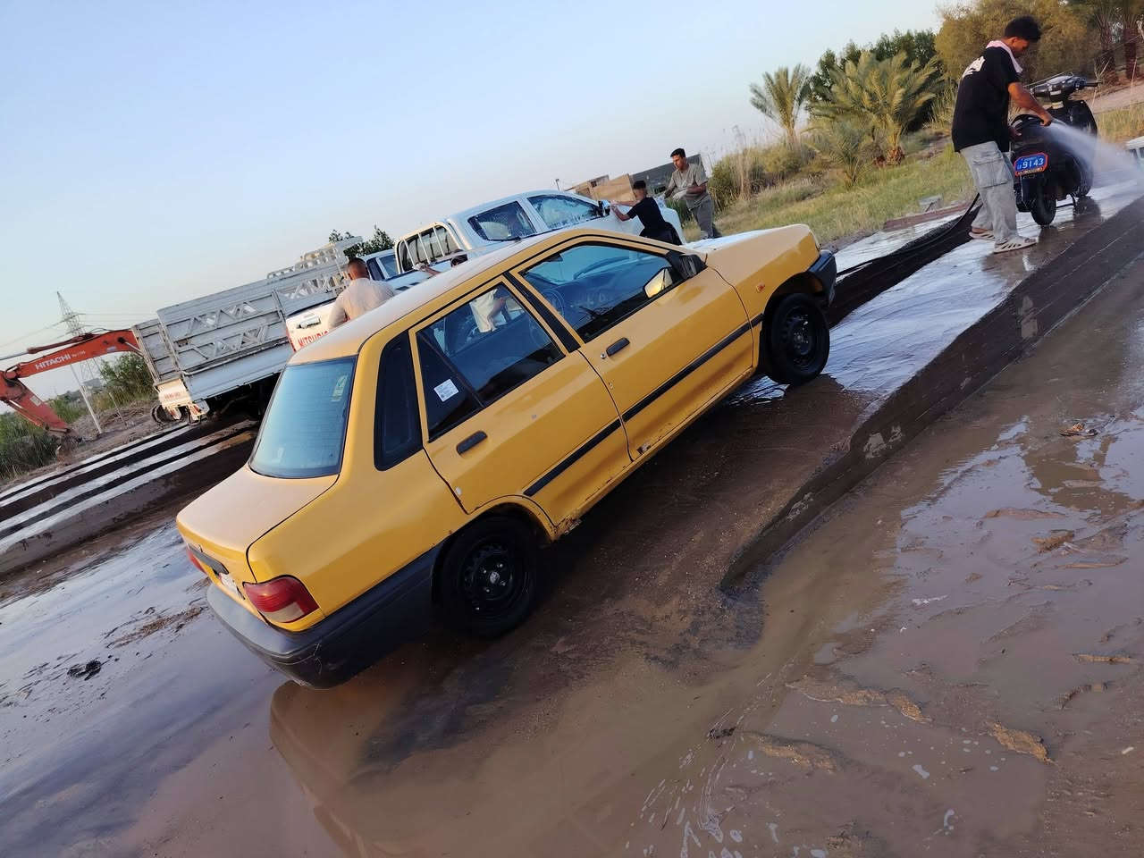 سايبه 12 كير مكينه مكفولات كهربئيات شغاله مصفره
هيئه وغرمات تبريد فقط عوزه غاز قبل يومن مشغله
سنويه منتهيه صار سنه تنزل من سعره راعيه بل ديوانيه شرط شوكت ماتريد يبصملك من كلشي جاهزه وبخدمت شراي *********** نتصل وتساب متواجد
