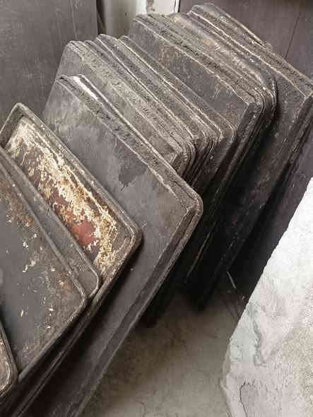 صواني لعدد 30 مكان بغداد بل الامين ثانية اتصال على الرقم ***********
