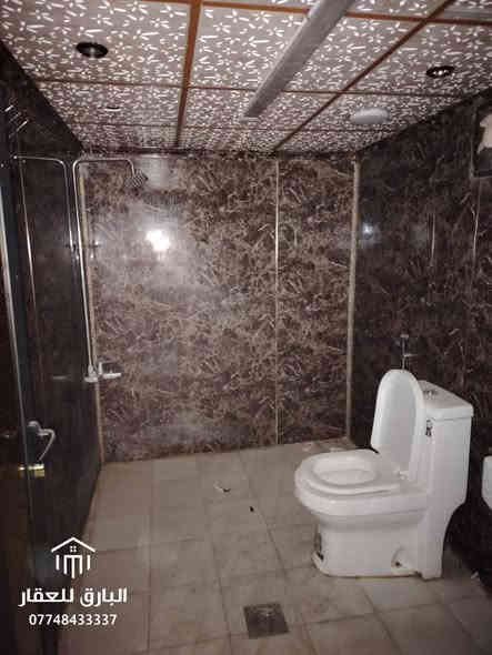 🔱 دار للأيجار في منطقة الكرادة 🔱

الموقع📍 : الكرادة / قرب ساحة الواثق  

⭕ المساحة : 200 م

⭕ الواجهة : 7 م

⭕ المشيدات : 3 طابق 

🏡 التقسيم الداخلي :

🔺 الطابق الأرضي : كراج - حديقة  - مطبخ - صالة - حمام - منور داخلي- منور خارجي - غرفة نوم

🔺 الطابق الأول : 2 غرفة نوم -حمام - جلسة كبيرة - جلسة صغيرة - بلكونة 

🔥 مميزات إضافية :

🔺يقع على شارع تجاري

🔺يصلح لشركة أو مكتب أو سكن

⭕ السعر الأيجار: عند الإتصال او حضورياً 📞

⭕ للإستفسار : ( الواتساب متاح ) 📱
*********** 

⚠️” تحذير : هذا العرض قد يختفي قبل أن تقرر !“

🟢 نستقبل عروض البيع ، الشراء ، الإستبدال ، إدارة الأملاك ، و الإيجارات بأنواعها ( سكني ، تجاري ، خدمي ) 🟢

عنوان المكتب📍: بغداد - الكرادة داخل - قرب مطعم الصبايا - فرع مدرسة لبنان ( موقعنا مثبّت على Waze , Google maps ) 

#البارق_للعقار

بغداد بغداد
