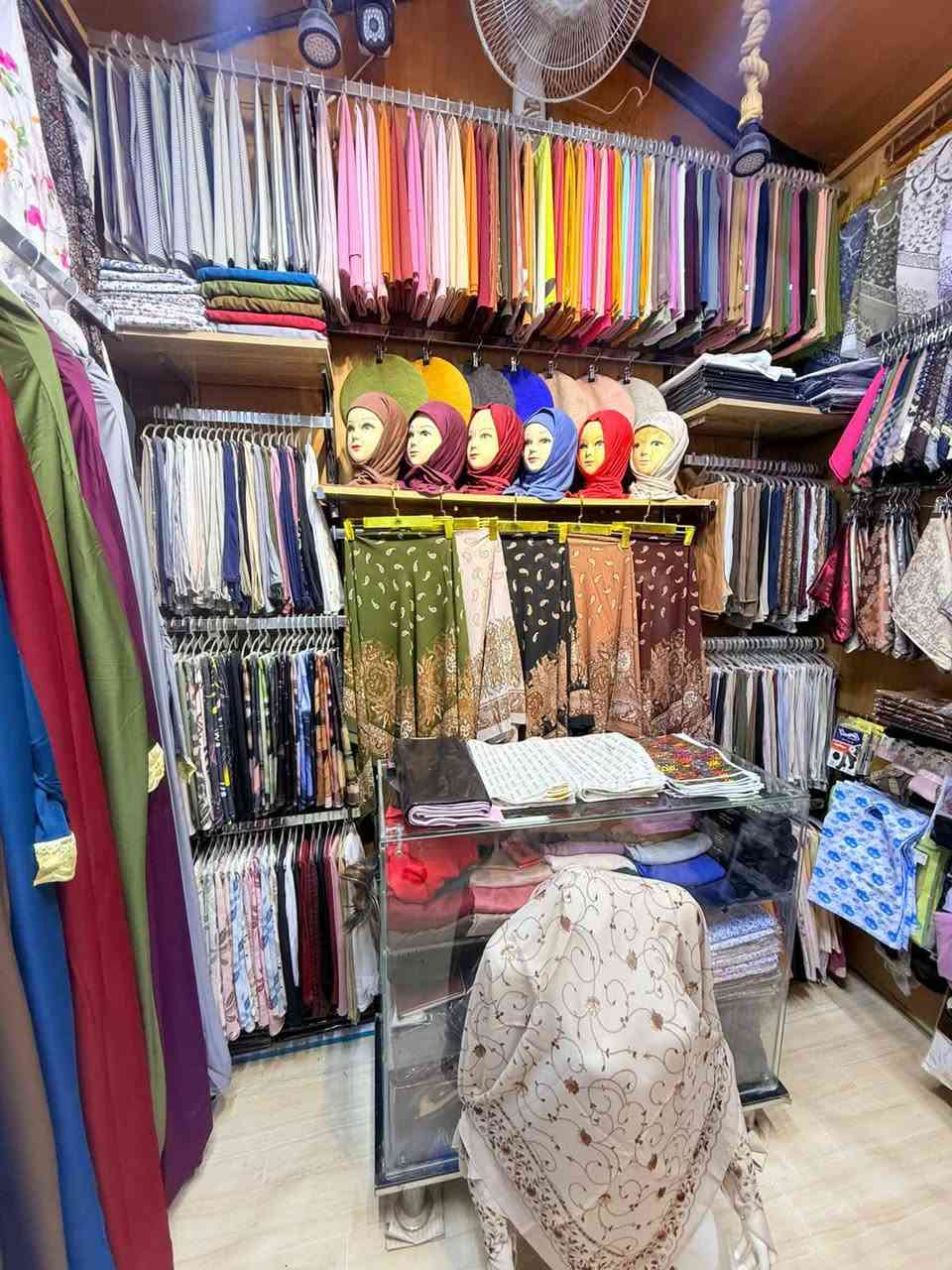 اللهم صل على محمد وآل محمد الطيبين الطاهرين 🌹💐🌹💐🌹💐🌹💐🌹💐
مؤسسة الحمزة الشرقي الأنسانية 
#برنامج_كسوة_عيد_الفطر_المبارك 
وصول تبرع حجابات 🌷🌹🌷🌹🌷
بثواب المرحوم محمود سلمان آلبو طوينه
على نفقة الأخ المحسن داوود أحمد سلمان 
جزاه الله خير الجزاء بحق محمد وآل محمد


**إذا كنت صاحب هذا الإعلان وتريد حذفه لأي سبب، رجاءا أرسل رسالة إلى الدعم الفني**