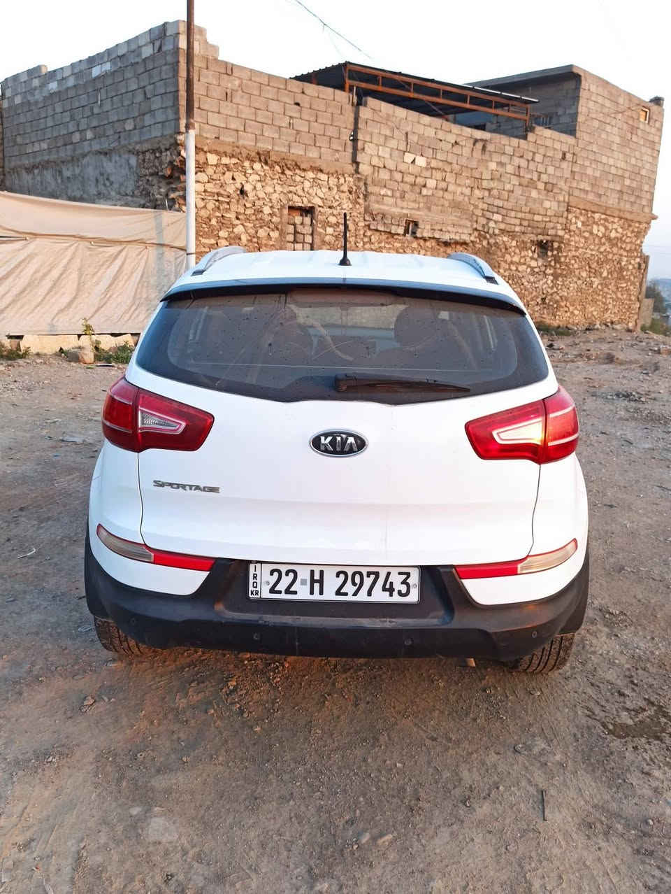 كيا سبورتج 2012 بدون صبغ رقم اربيل مواصفات نص فول كاربون بانزين السعر 140موبايل ***********
