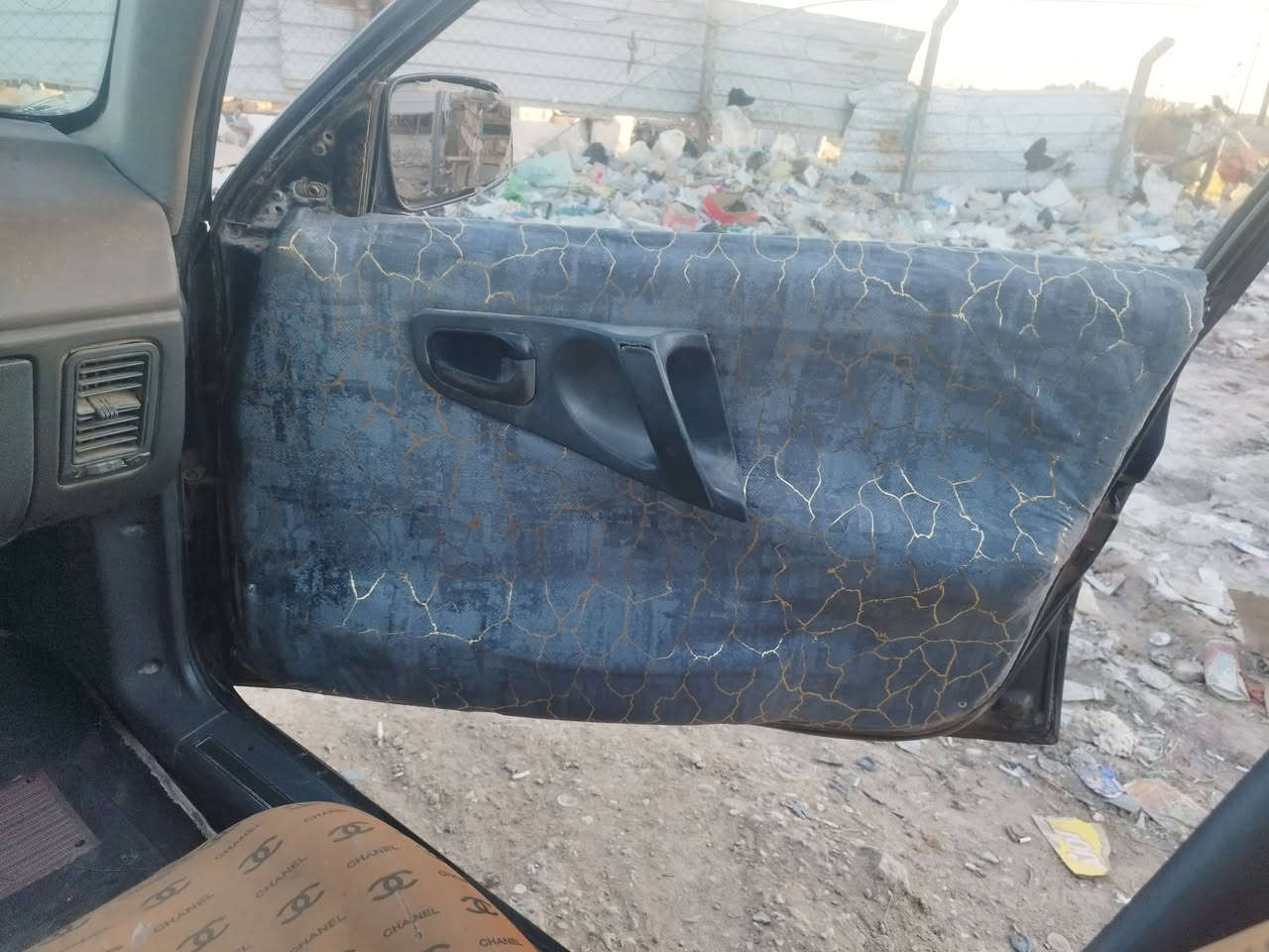 السلام عليكم للبيع او مراوس حسب القناعه دايو برنس موديل 94 سنويه مجدده 29 تحويل مباشر  سعرها 25 ورقه جاهزه مكاني ذي قار الرفاعي شراي يتصل ***********
