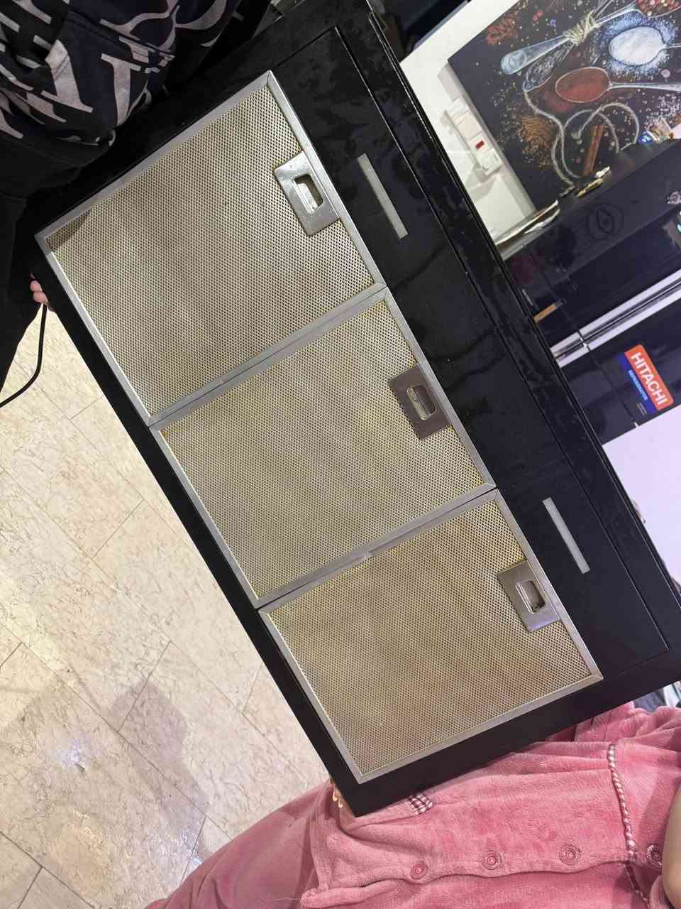 شفاط ماركة سويس ٤ سرعات المكان المنصور ب١٠٠ للاستفسار الاتصال على  الرقم ***********
