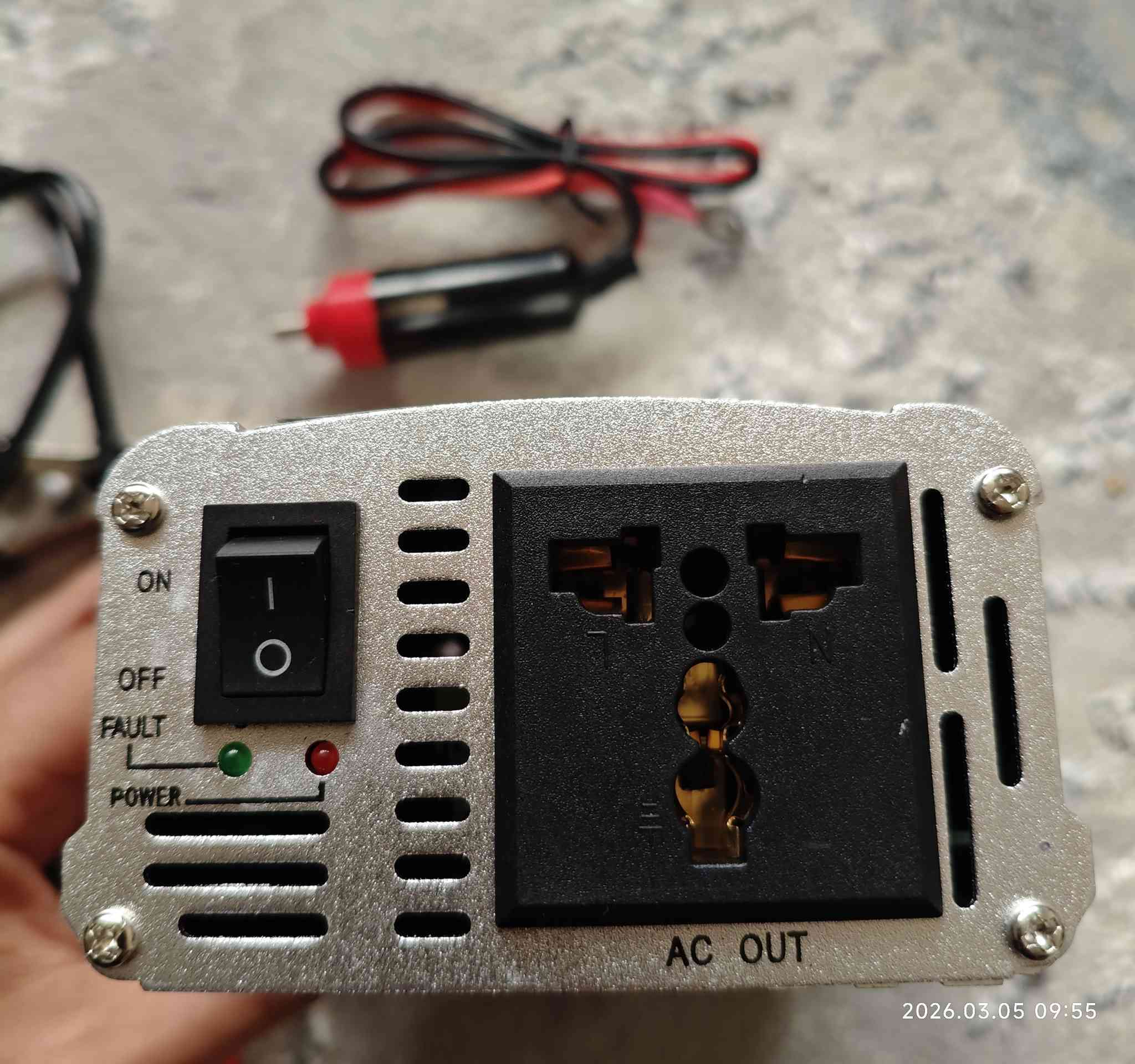 انفیرتر " عاكسة " ، جديد 500 واط نوعية زينة سعره 25 الف توصيل متوفر .


**إذا كنت صاحب هذا الإعلان وتريد حذفه لأي سبب، رجاءا أرسل رسالة إلى الدعم الفني**