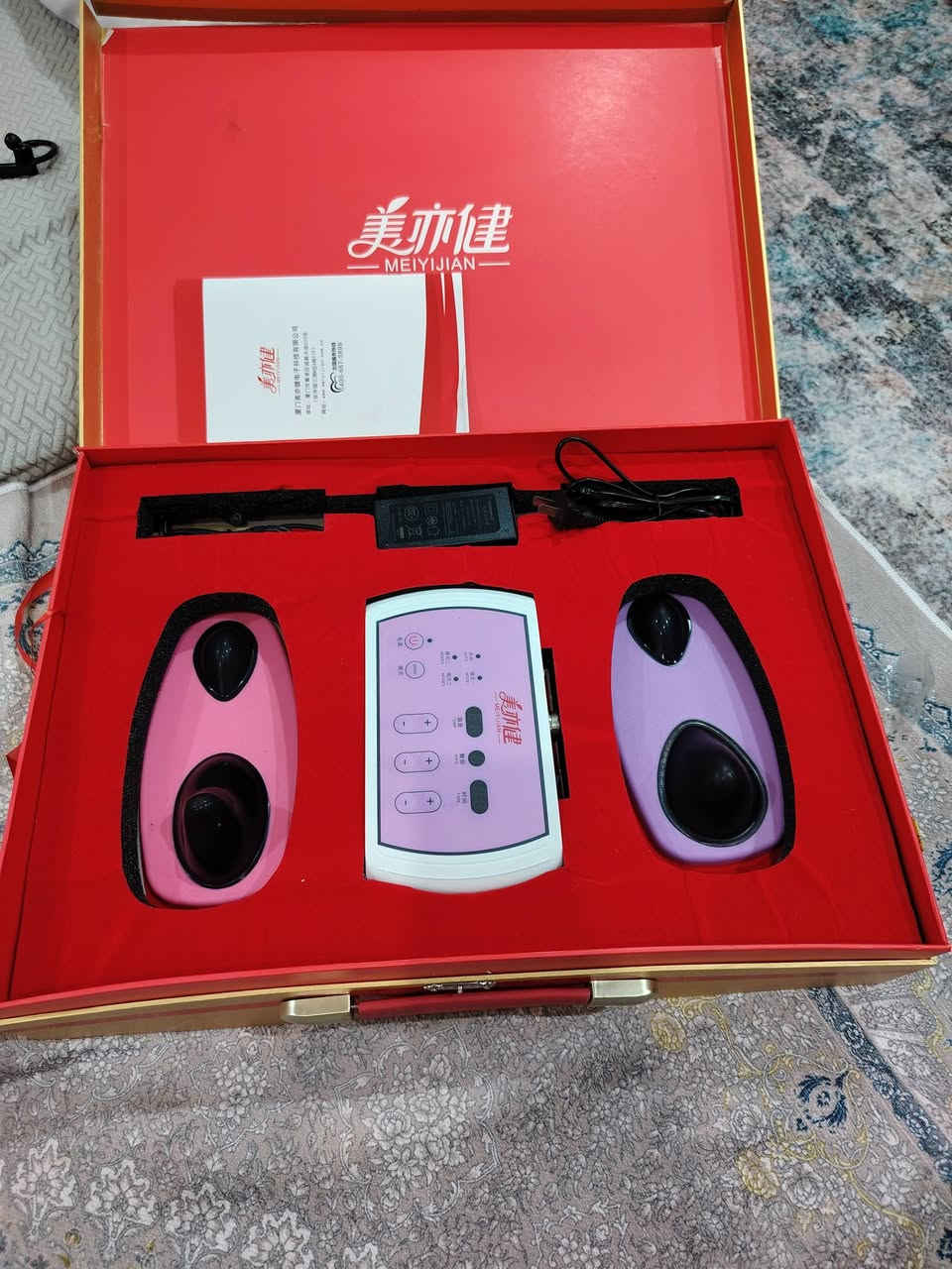 السلام عليكم ورحمة الله وبركاته
جهاز تنحيف السعر ٥٠ متوفر توصيل


**إذا كنت صاحب هذا الإعلان وتريد حذفه لأي سبب، رجاءا أرسل رسالة إلى الدعم الفني**