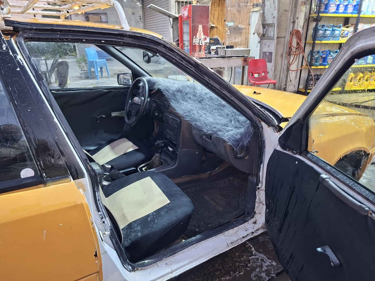 اسبرو موديل ١٩٩٥ كير عادي
رقم ديالى بسمي تشتغل و تمشي طبيعي 
مكان السيارة بغداد 
***********
ب٩ ورقات يعني مليون و ٣٥٠ الف
