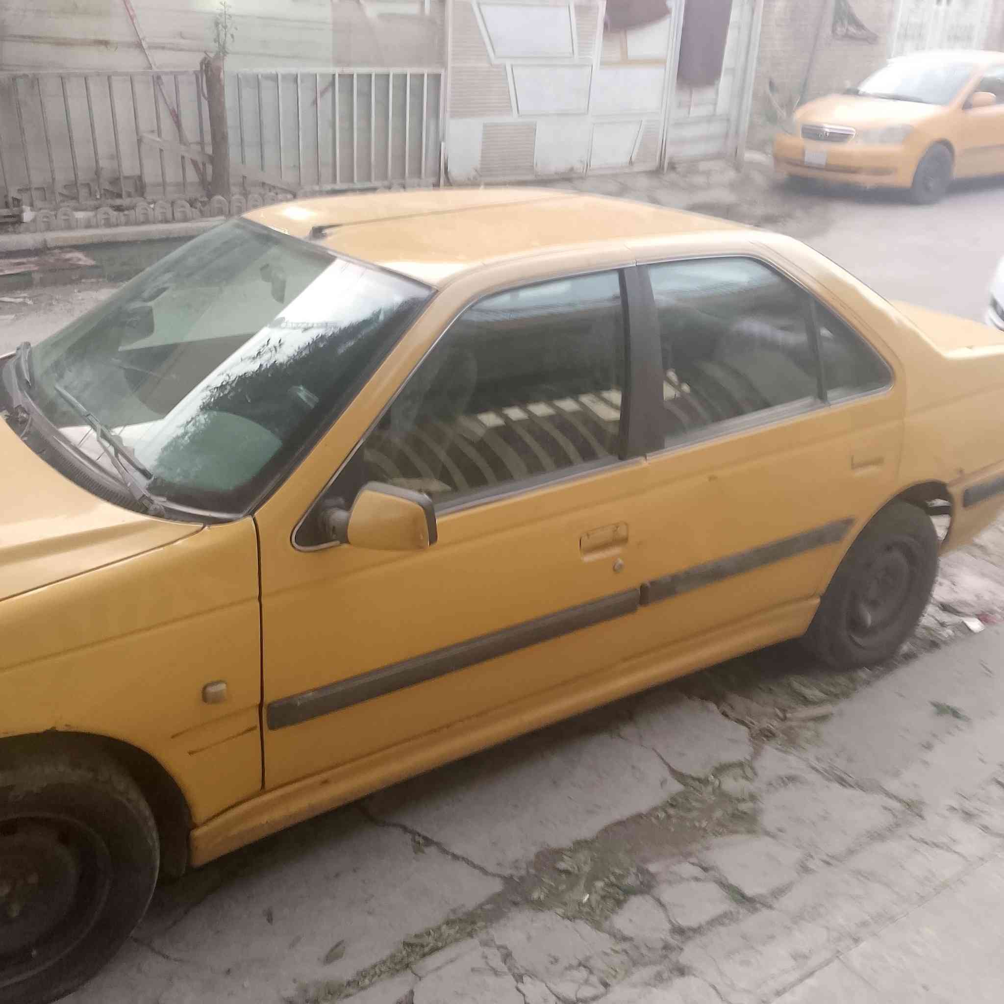 عندي بيجو بارس للبيع موديل 2015للاستفسار الاتصال على ***********
