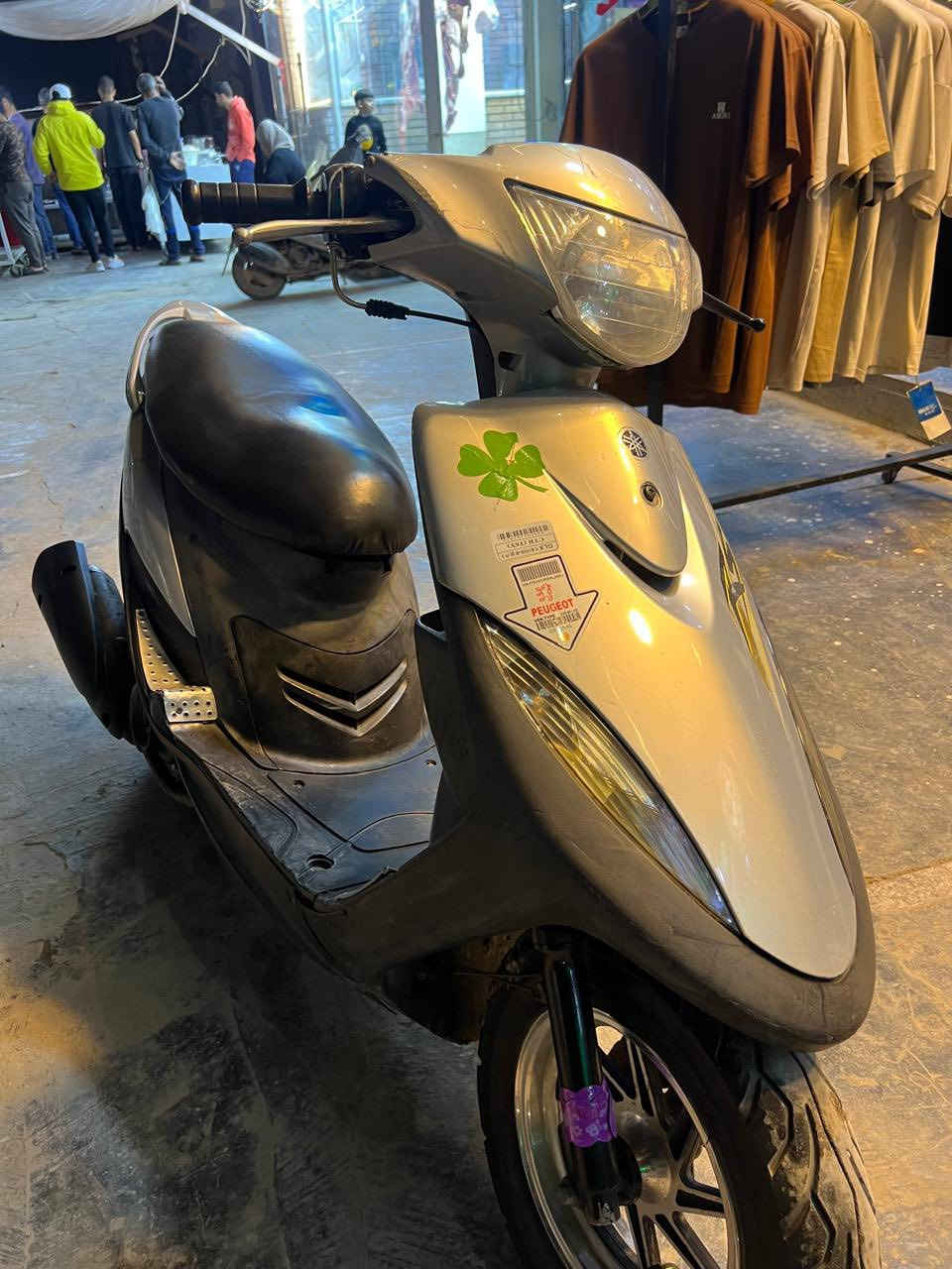 سلام عليكم للبيع دراجة ماكس عدلة 

كفالة عامة ختم واحد ويه المكينة بيها فقط الويل تجاري نوعية ثقيل مو العادي باقي الدراجة بلاد 

كهربائيات كله شغالة وكاملة سلف هندر كله شغالة 

نقصها ستان تعليك طك لتخابرني تكلي شبيها نقص ما بيها اي نقص بس الستان

سعرها ٦٥٠ وبيها مجال شي قليل مكانها بغداد الامين الثانية 

***********
