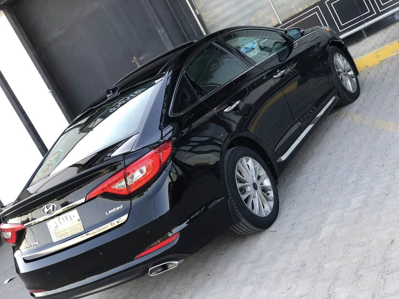 سوناته ٢٠١٥فول مواصفات البيع وارد أمريكي بيه قطعتين أوكراني حسب القناعه *********** السعر ١٣٠اوبيه مجال
