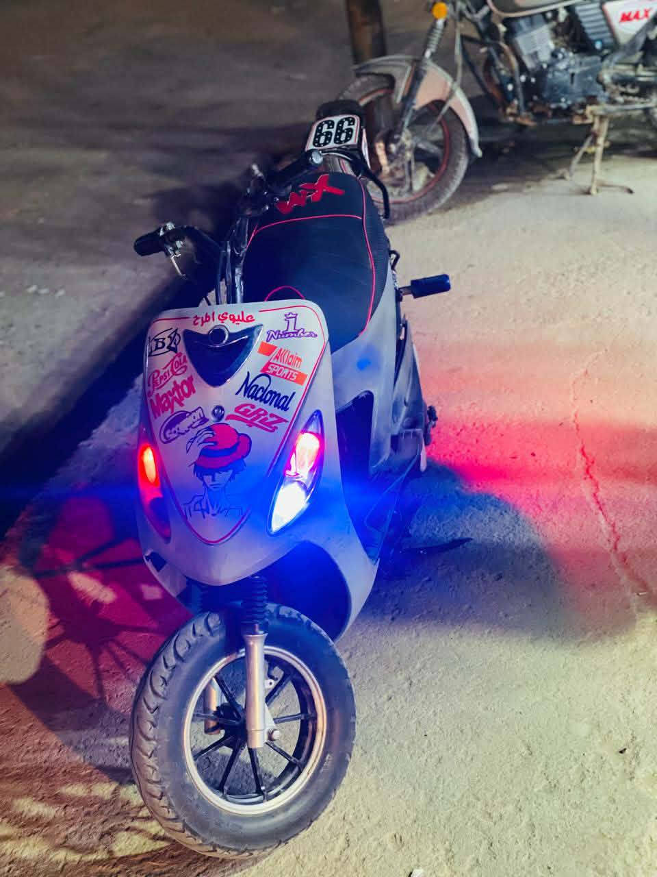 سلام عليكم ماكس للبيع كفرات كامله شغاله سلف هندر مانقصه شي دراجه بوشه 55 لا دخانه لا صوت شلعه  معدل تخبل مكاني ناصريه سوك شيوخ ***********
