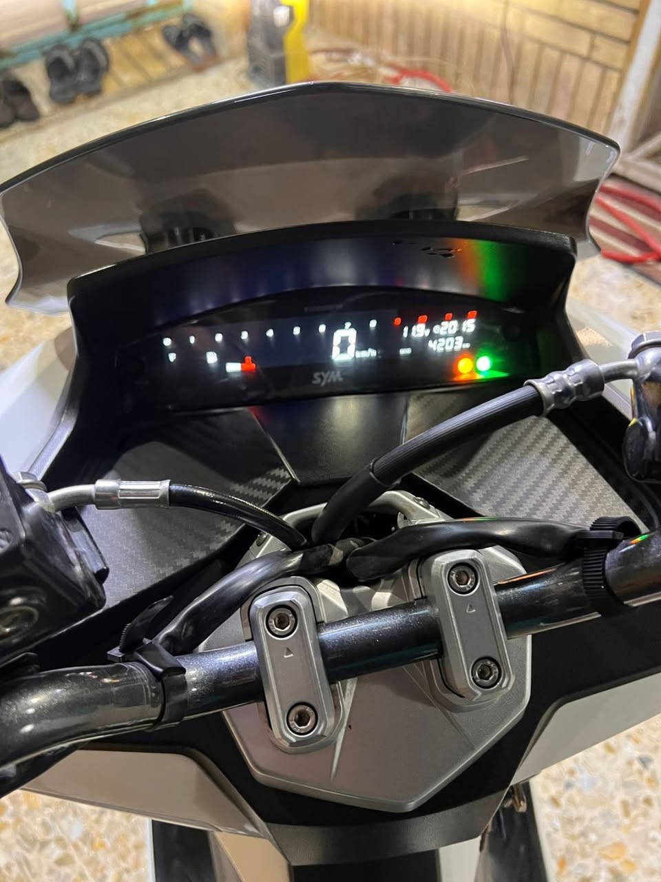 سلام عليكم شباب  سيام كوري ماشية 4 الاف دراجه جدييييده لوك رقم بغداد انكليزي تحويل ثاني يوم السعر 33 ورقة عنوان شارع فلسطين 
تواصل واتساب 
***********
