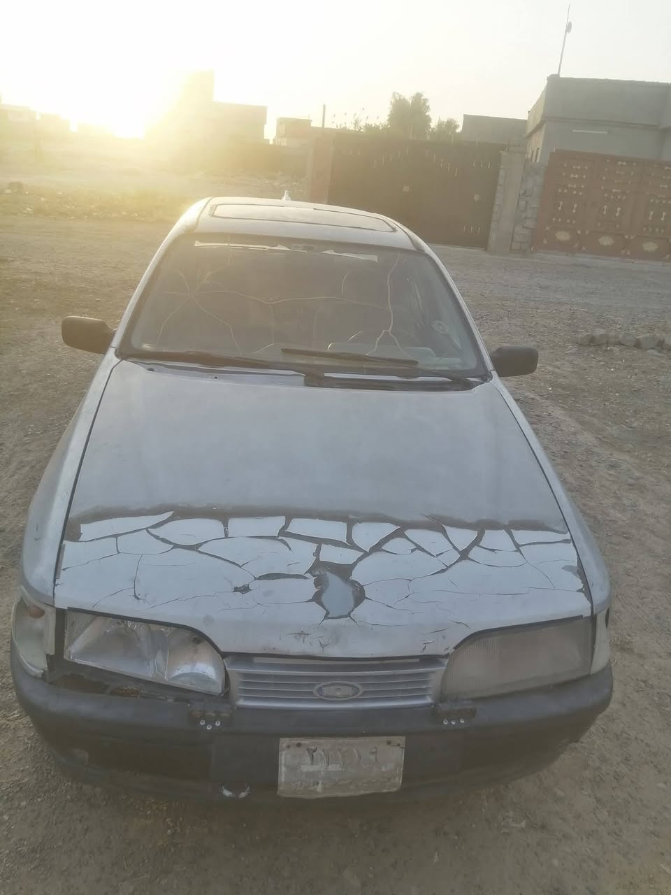 اخوان فورد للبيع بسعر 10 اوراق 
***********
